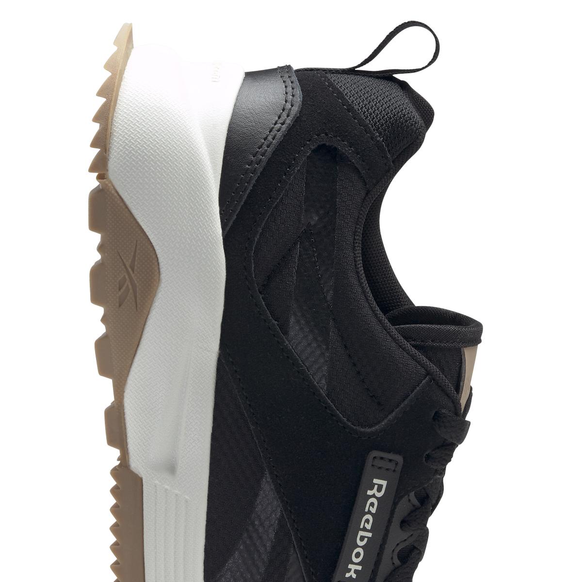 product/r/e/reebok-classics_fz4371_7_footwear_photography_detail_view_1_white_000.jpg