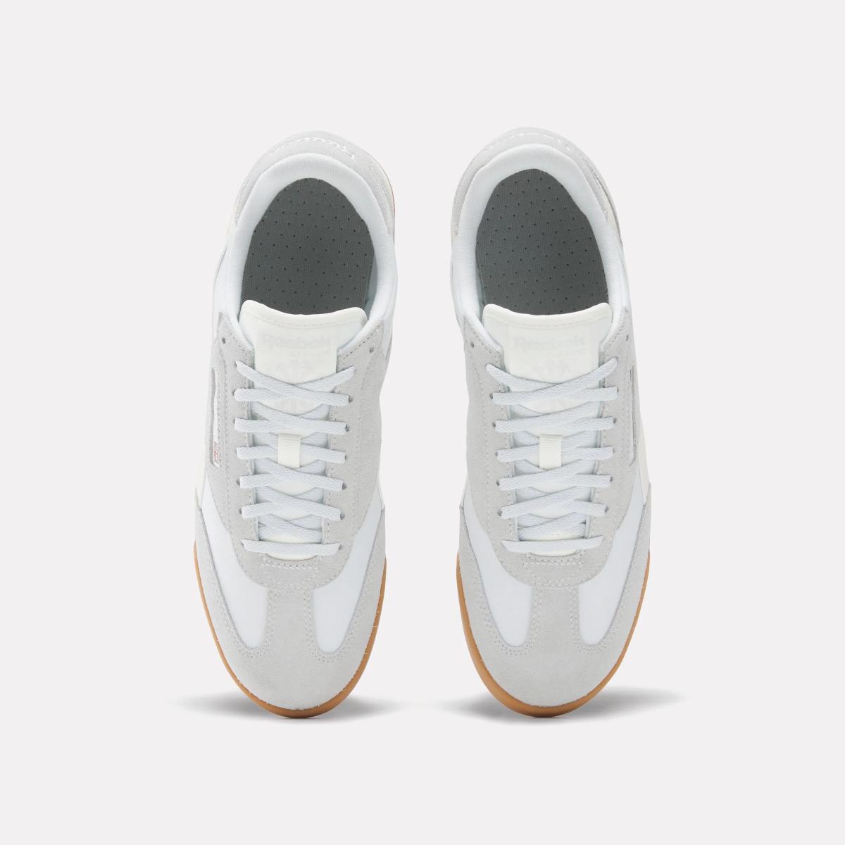 product/r/e/reebok_100230428_moon-moon-chalk_4.jpg