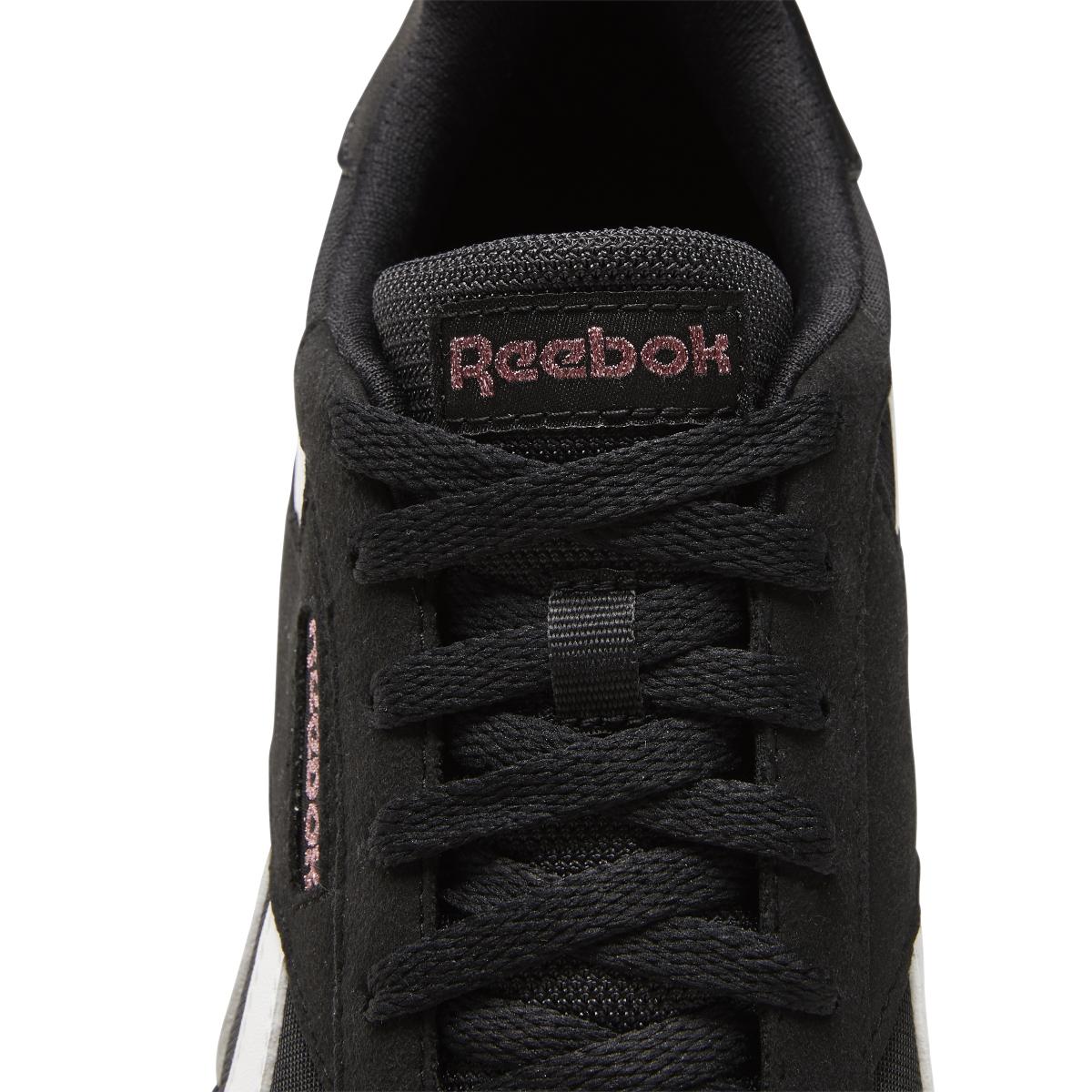 product/r/e/reebok_fx2957_7_footwear_photography_detail_view_1_white_000.jpg