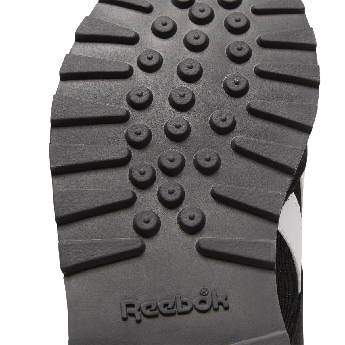 product/r/e/reebok_fx2957_8_footwear_photography_detail_view_2_white_000.jpg