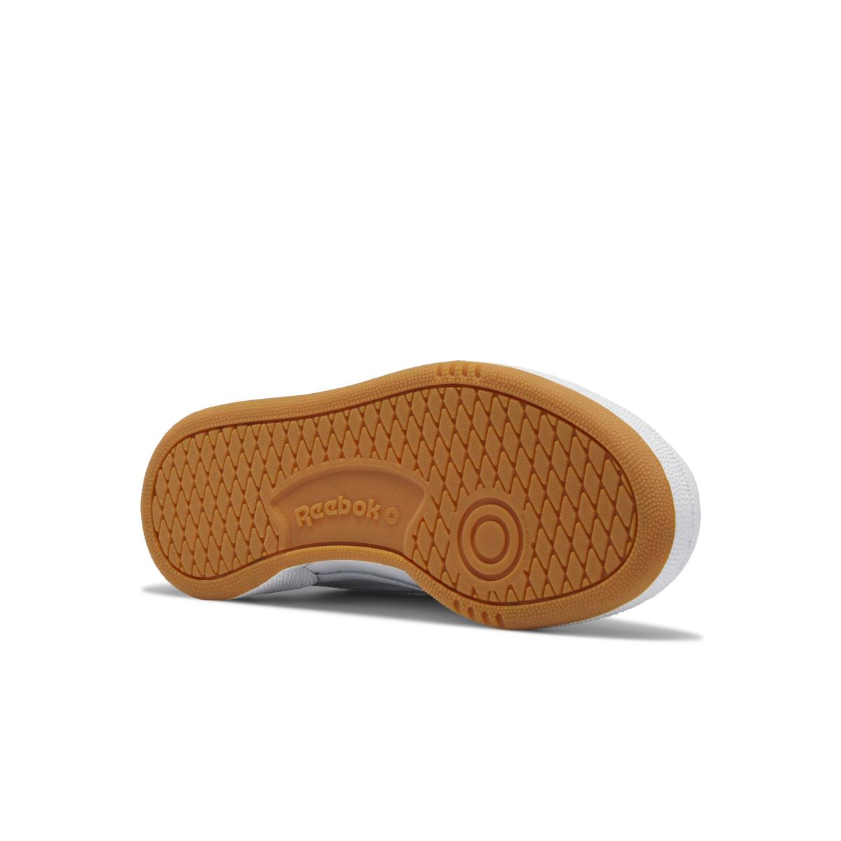 product/r/e/reebok_gv6979_3_footwear_photography_bottom_view_white_000.jpg