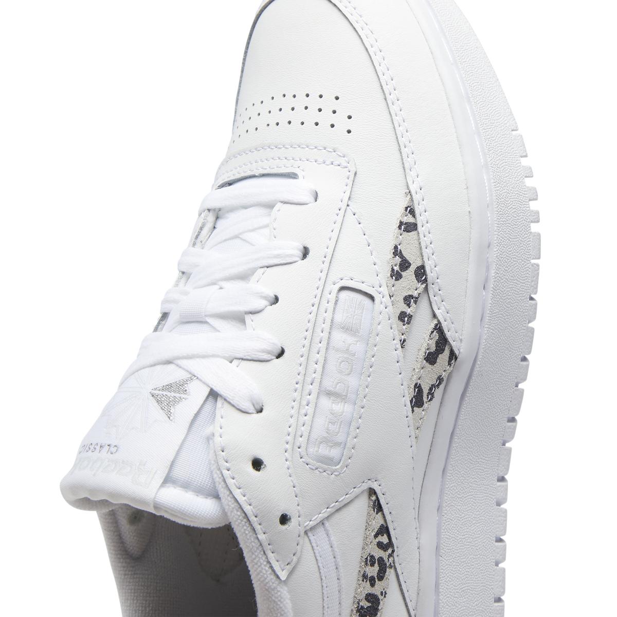 product/r/e/reebok_gv7032_7_footwear_photography_detail_view_1_white.jpg