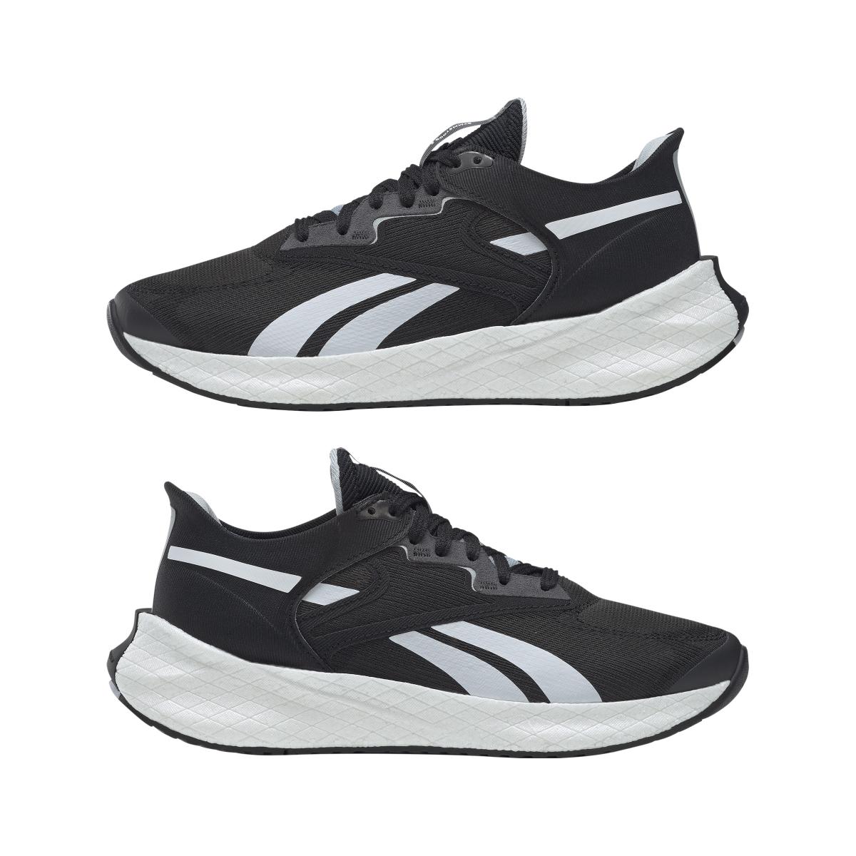 product/r/e/reebok_gw7199_9_footwear_photography_mirrored_pair_view_white_000.jpg