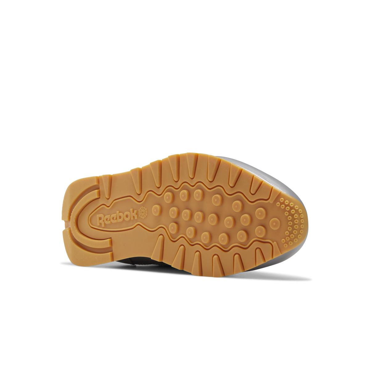 product/r/e/reebok_gy3599_3_footwear_photography_bottom_view_white_000.jpg