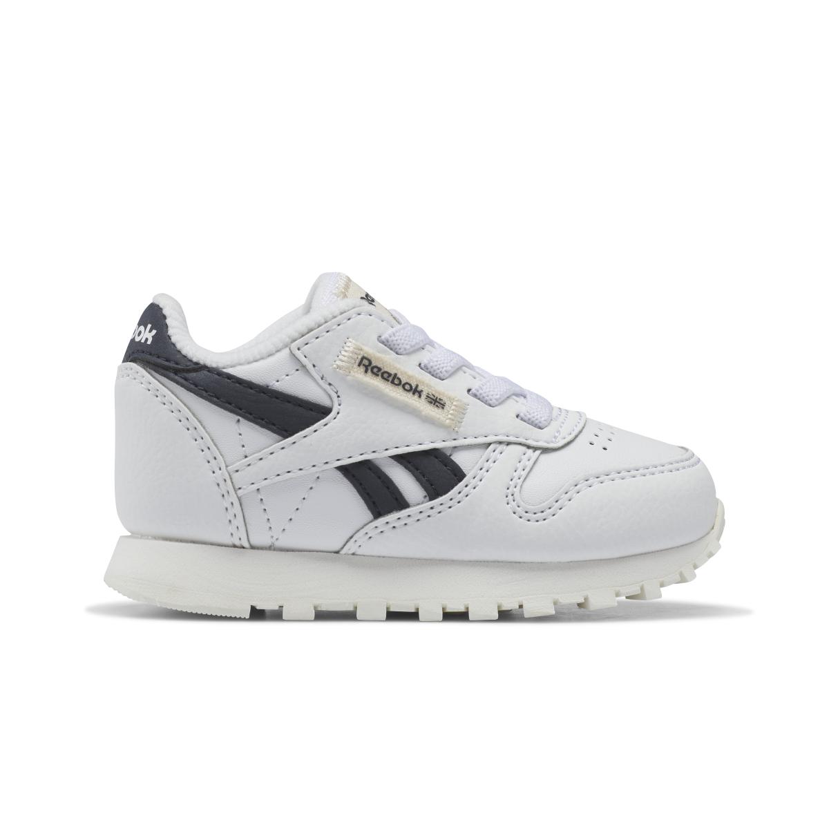 product/r/e/reebok_gy4883_1_footwear_photography_side_lateral_center_view_white.jpg