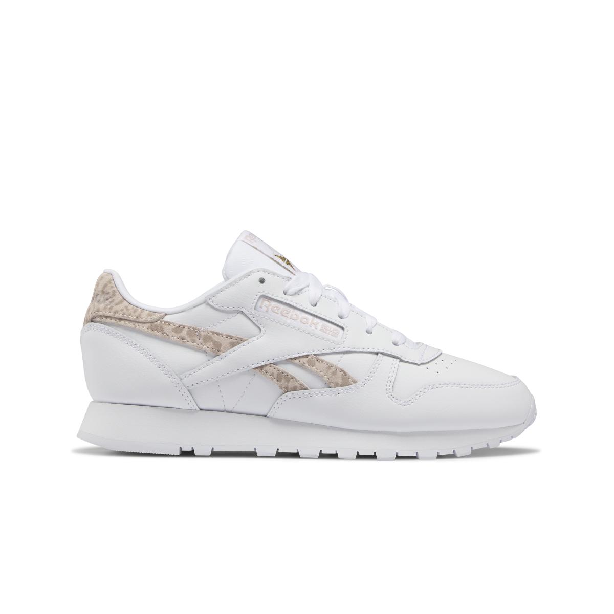 product/r/e/reebok_gy7173_1_footwear_photography_side_lateral_center_view_white.jpg