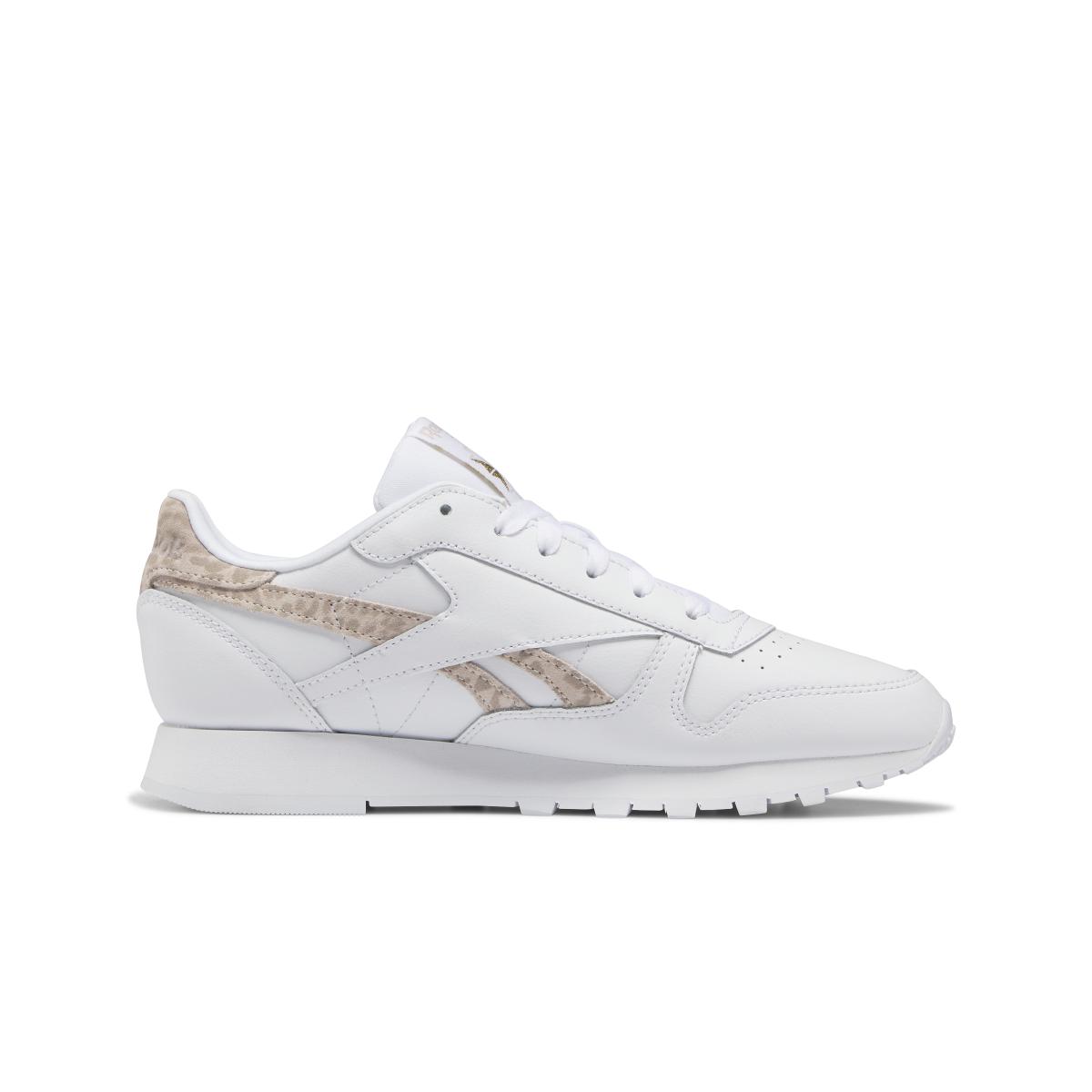 product/r/e/reebok_gy7173_4_footwear_photography_side_medial_center_view_white.jpg