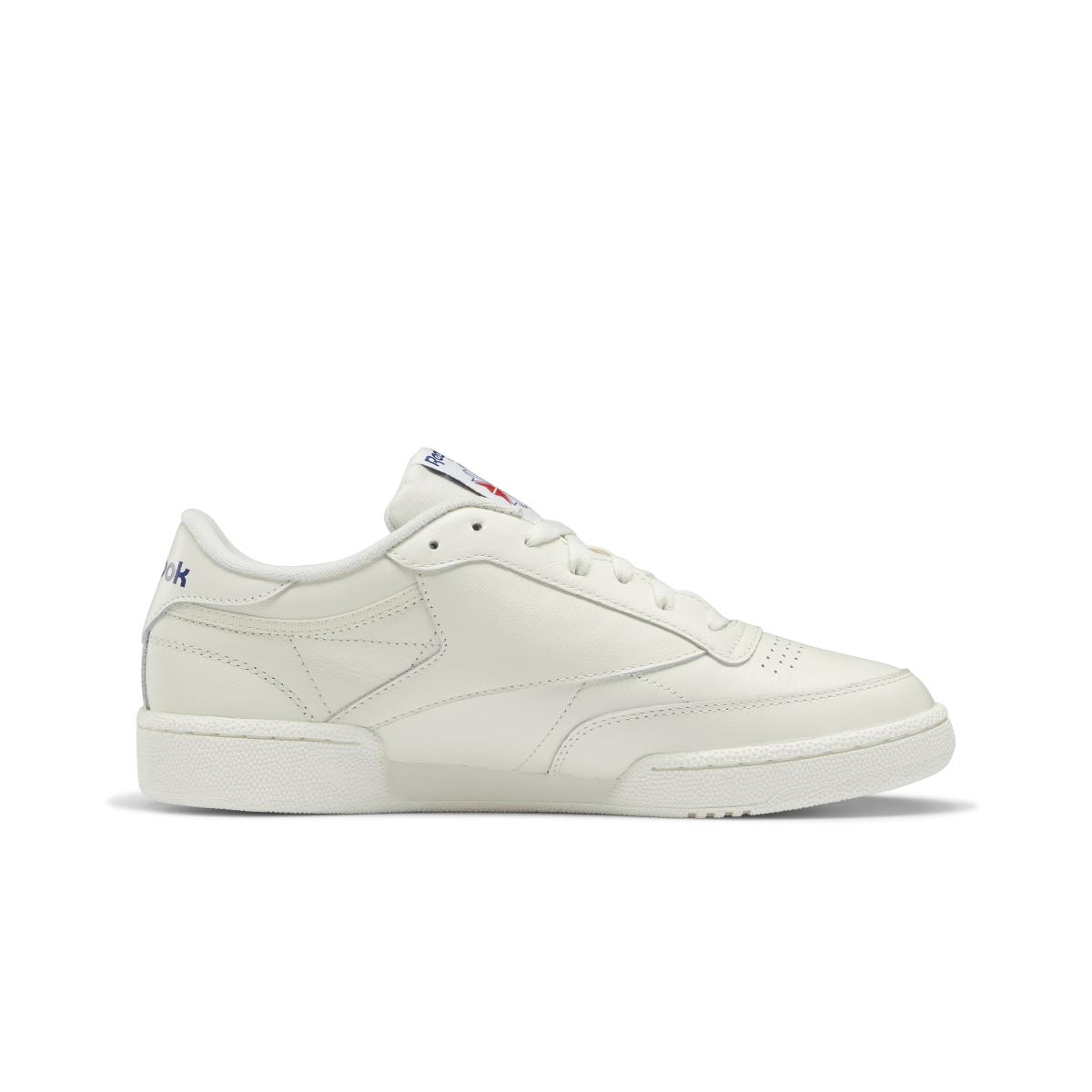 product/r/e/reebok_hp4321_4_footwear_photography_side_medial_center_view_white.jpg