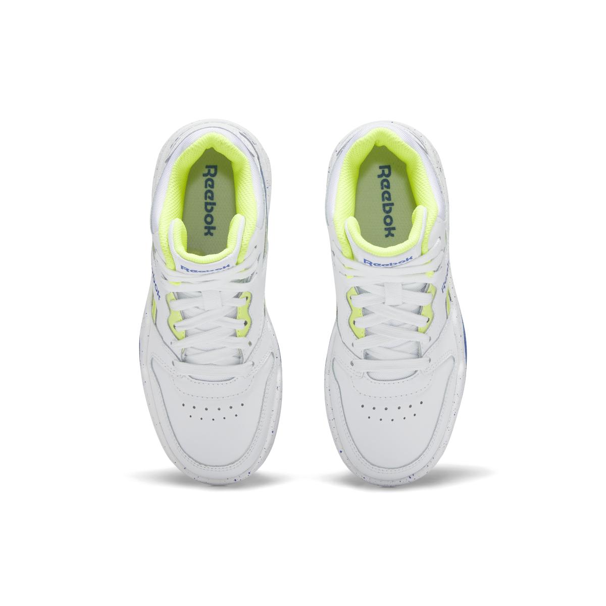 product/r/e/reebok_hp4379_2_footwear_photography_top_portrait_view_white_000.jpg