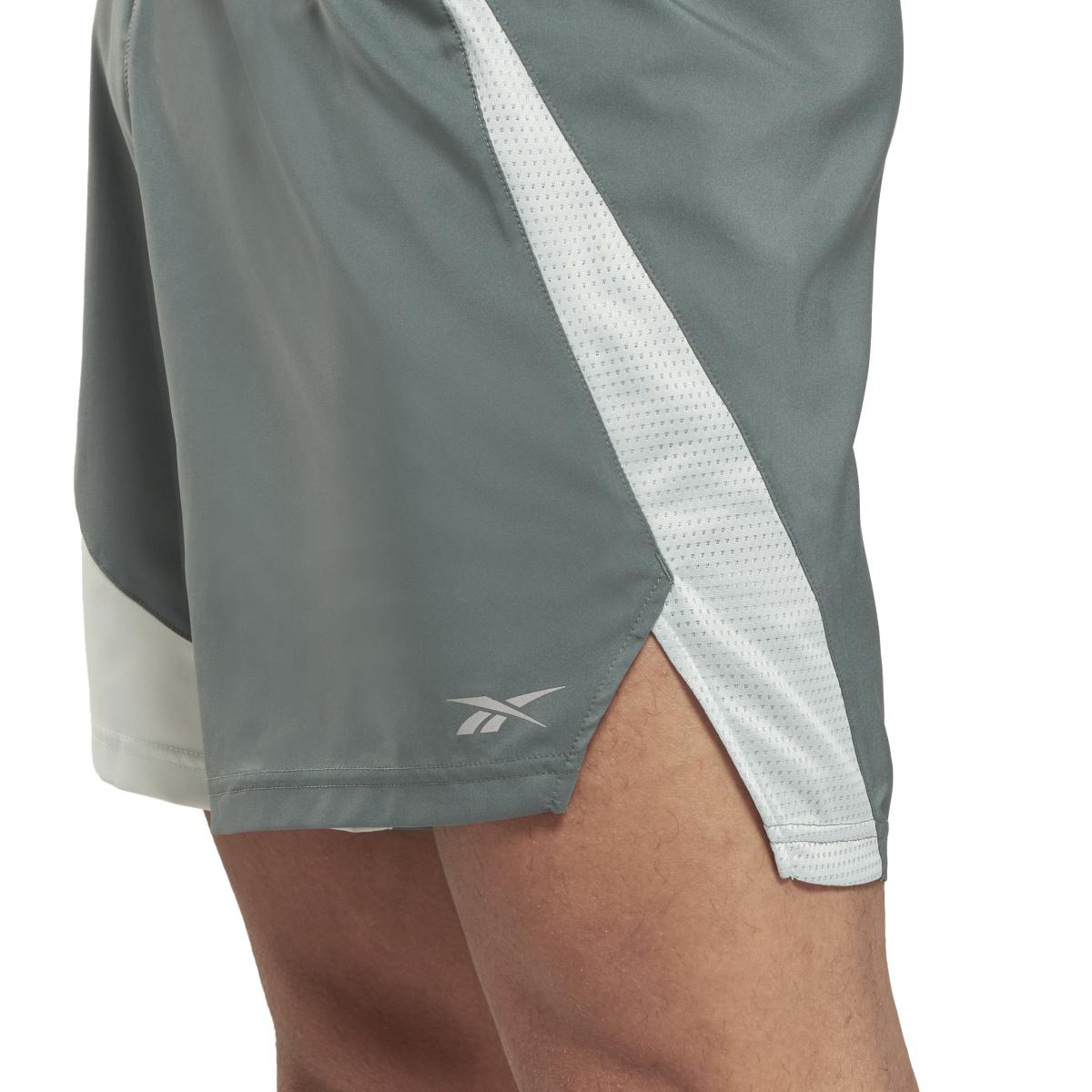 product/r/e/reebok_ht3712_5_apparel_on_model_detail_view_1_white.jpg