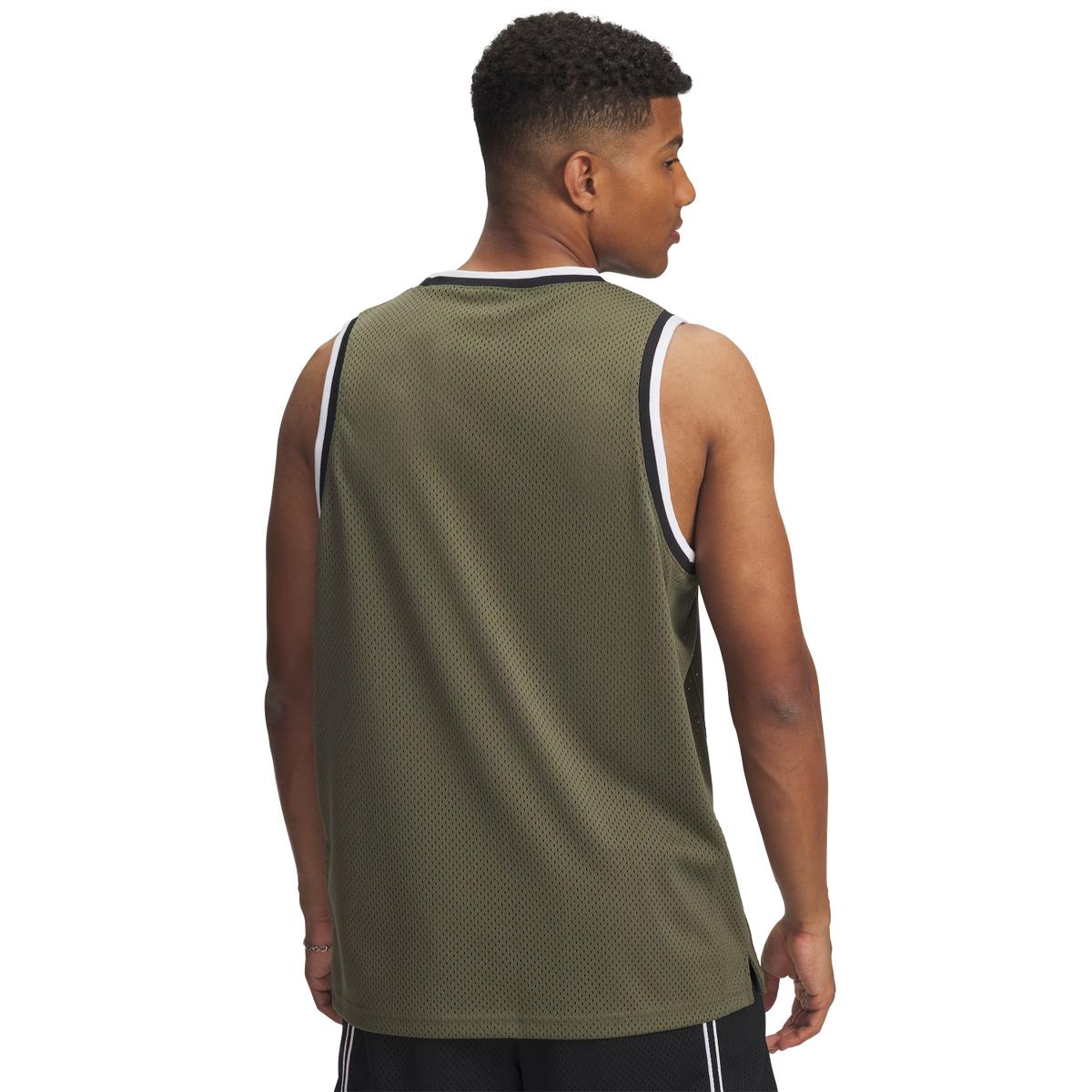 product/u/n/under-armour_1390118-390_marine-od-green_2.jpg