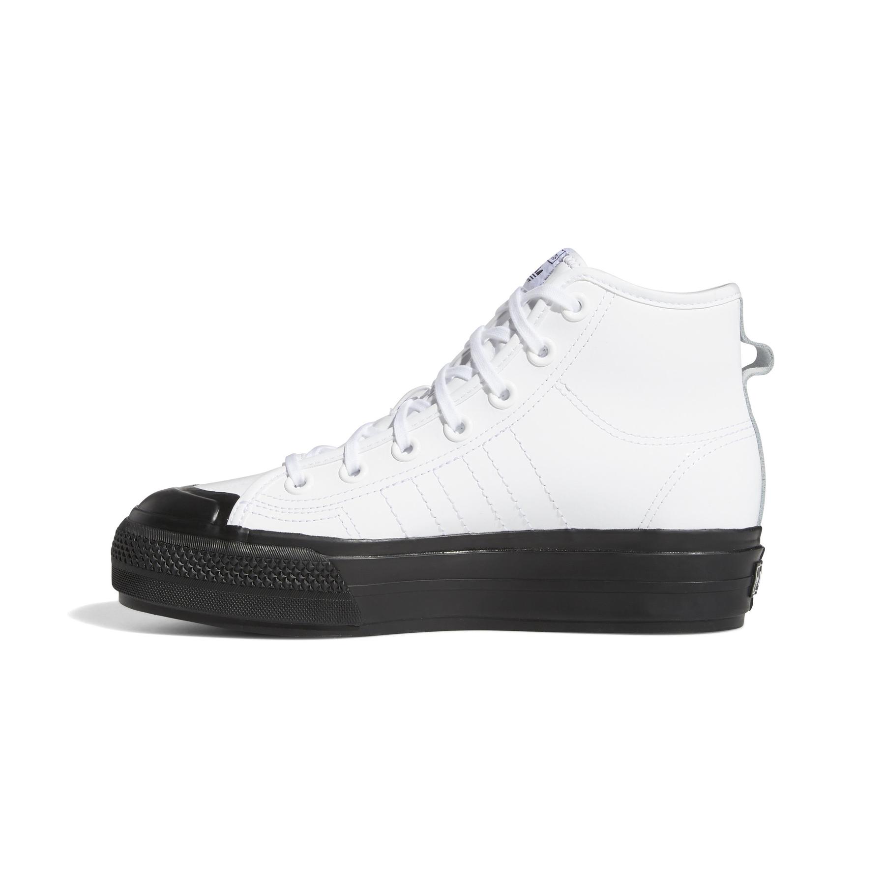 product/2/0/2025_08_adidas_fy7606_5_footwear_photography_side_medial_center_view_white.jpg