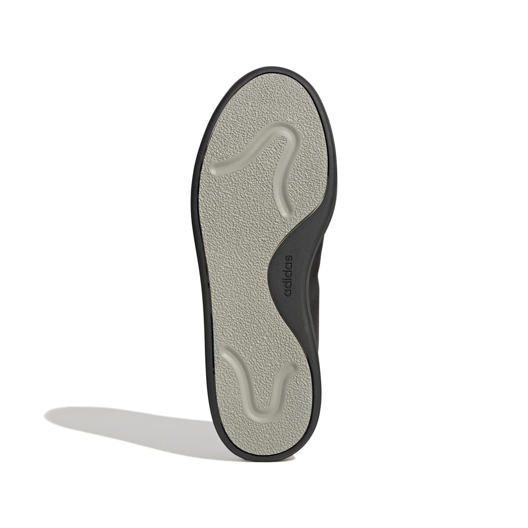 product/2/0/2025_08_adidas_gz1783_4_footwear_photography_bottom_view_white.jpg