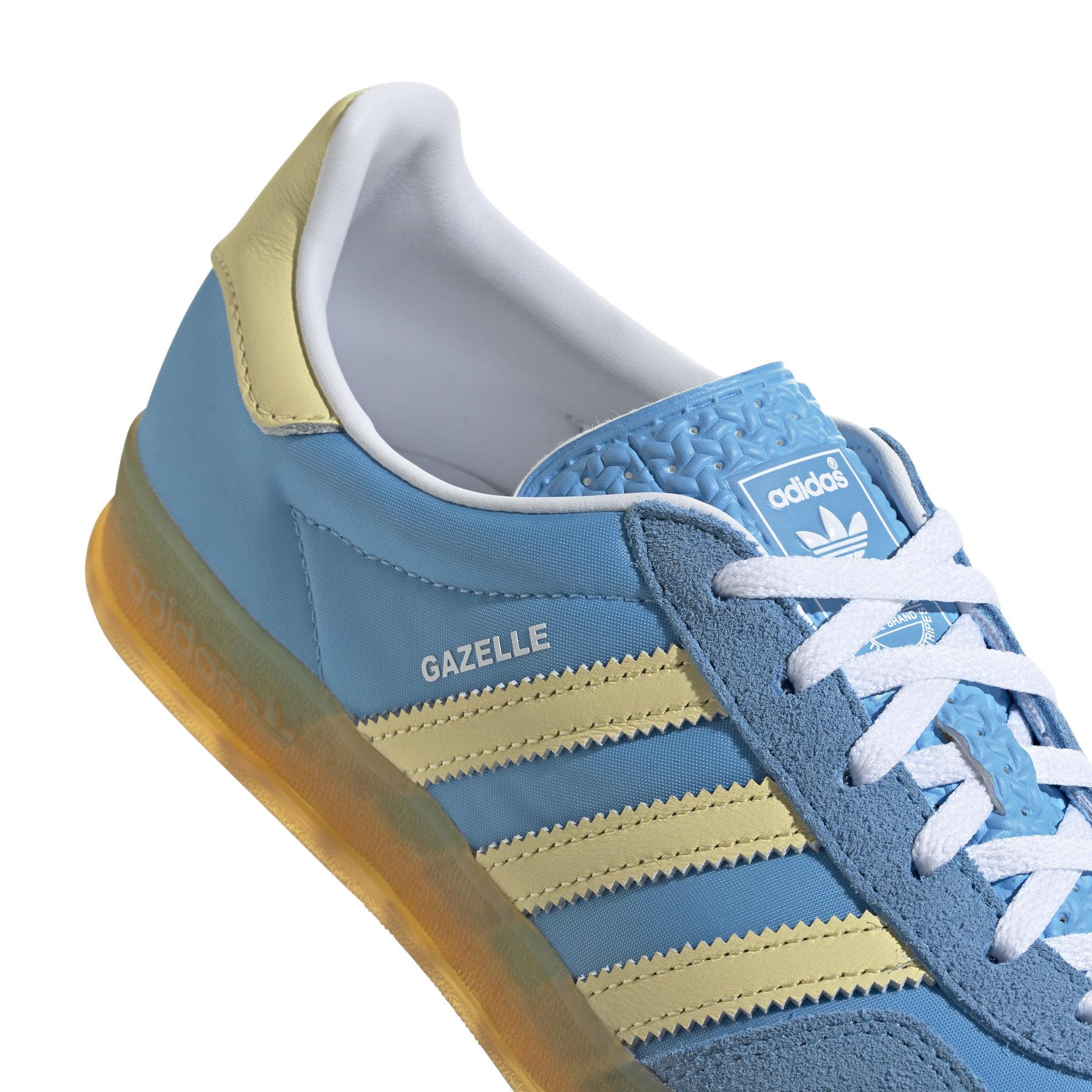 product/2/0/2025_08_adidas_ie2960_9_footwear_photography_detail_view_2_white.jpg