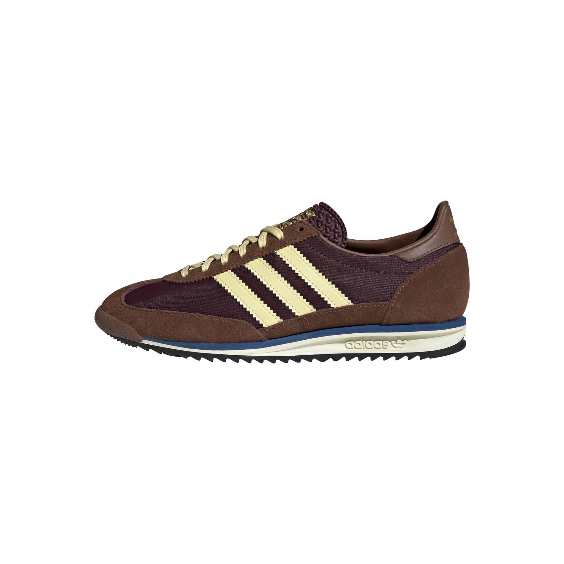 product/2/0/2025_08_adidas_ie3425_12_footwear_photography_left_side_center_lateral_view_white.jpg