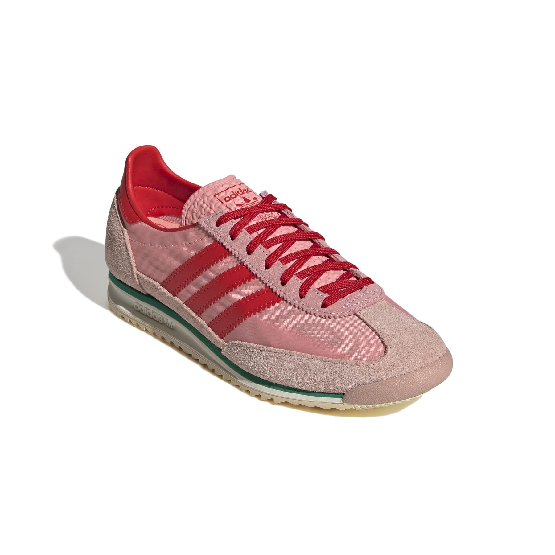 product/2/0/2025_08_adidas_js0254_6_footwear_photography_front_lateral_top_view_white.jpg