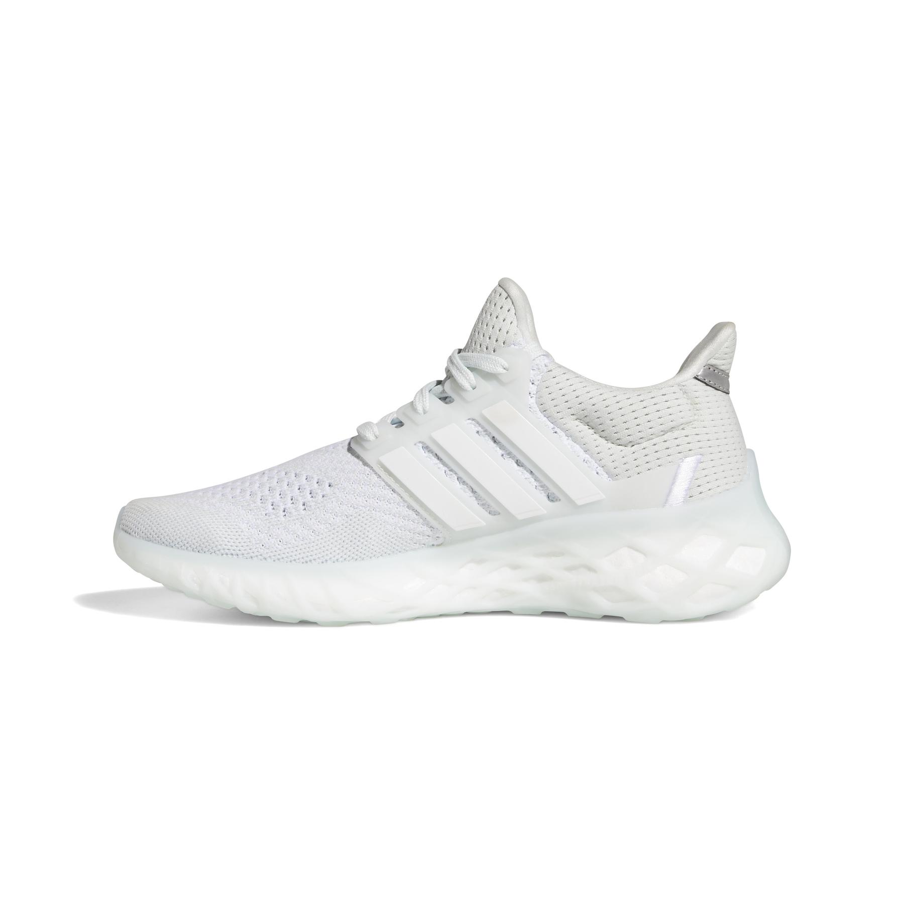 product/2/0/2025_09_adidas_gy9094_5_footwear_photography_side_medial_center_view_white.jpg