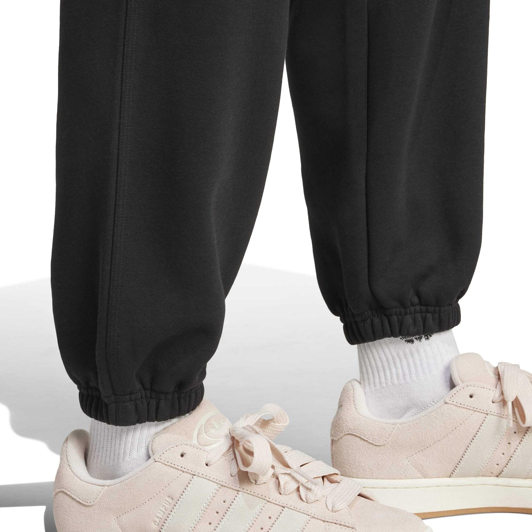 product/2/0/2025_09_adidas_iy9637_7_apparel_on_model_detail_view_2_white.jpg