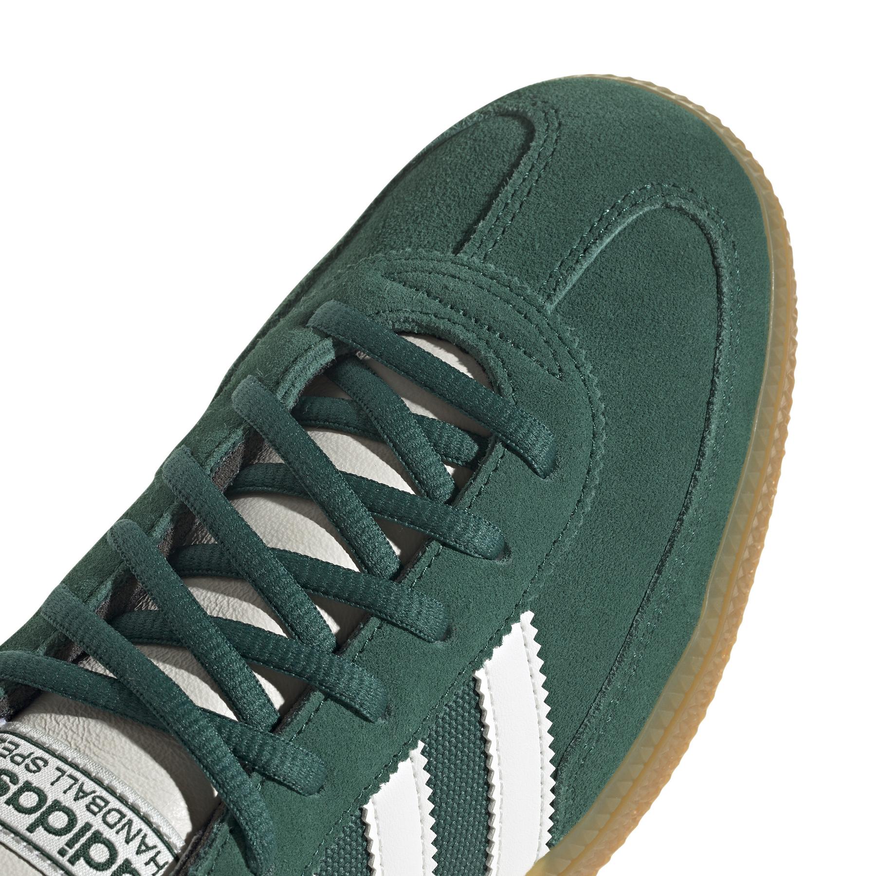 product/2/0/2025_09_adidas_jh5438_9_footwear_photography_detail_view_2_white.jpg