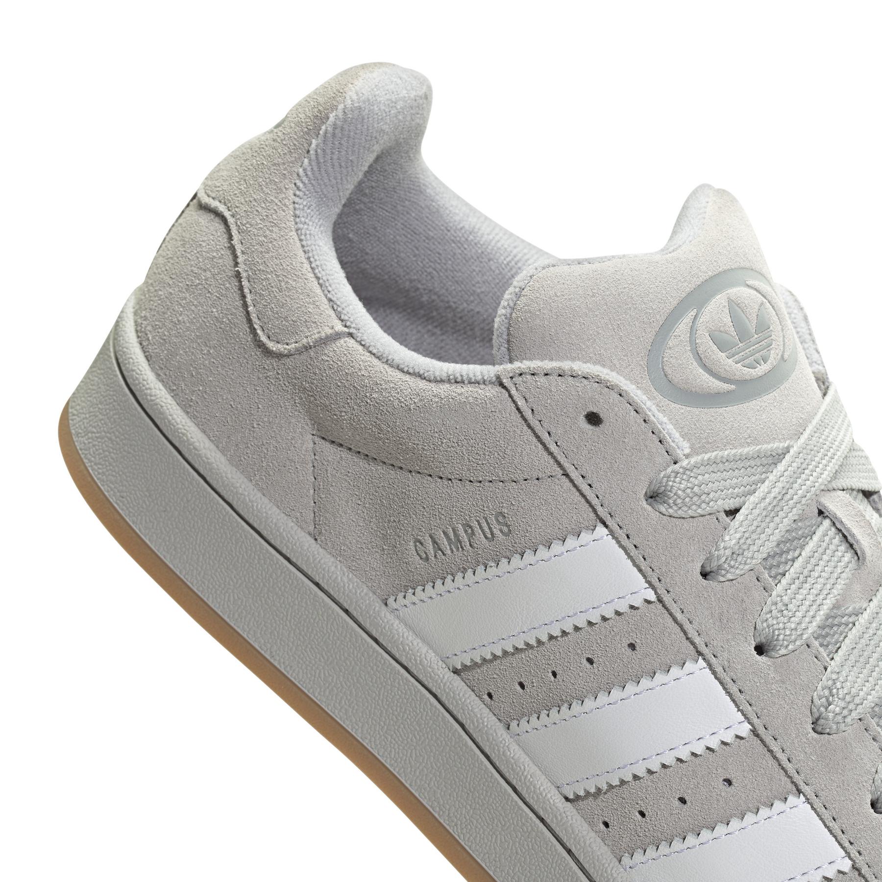 product/2/0/2025_09_adidas_jh8793_8_footwear_photography_detail_view_1_white.jpg