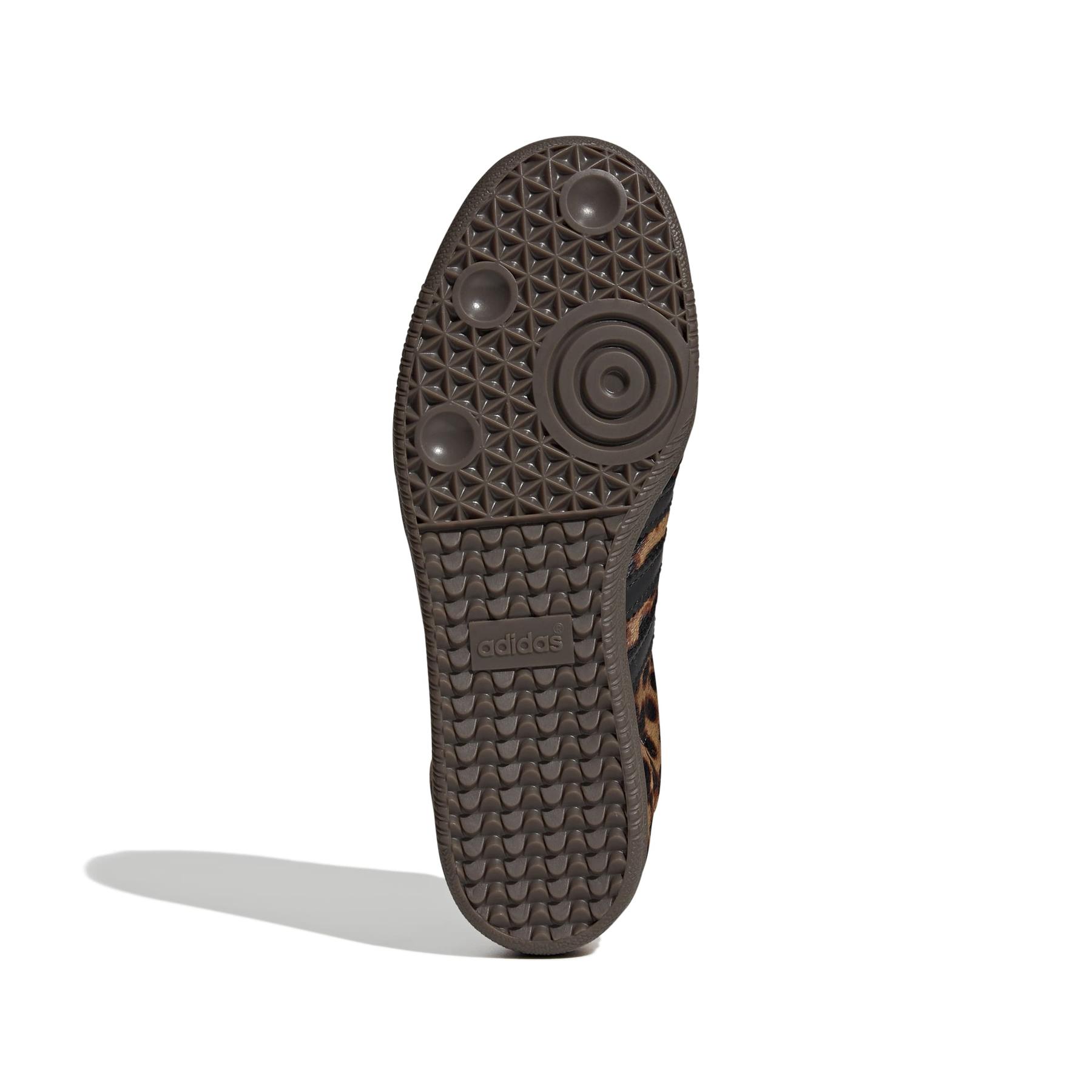 product/2/0/2025_09_adidas_ji2735_4_footwear_photography_bottom_view_white.jpg