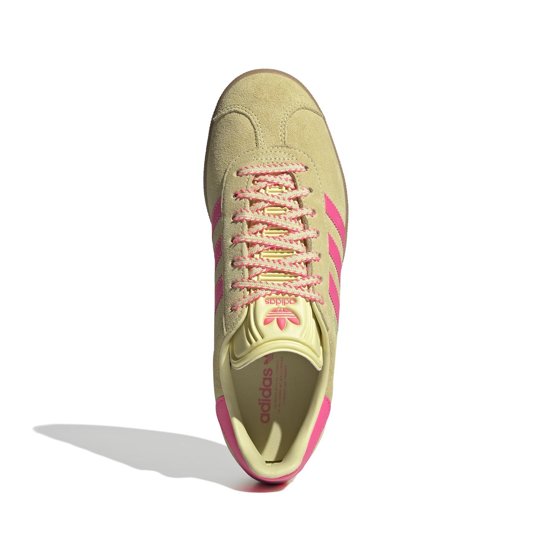 product/2/0/2025_10_adidas_jh7211_3_footwear_photography_top_portrait_view_white.jpg