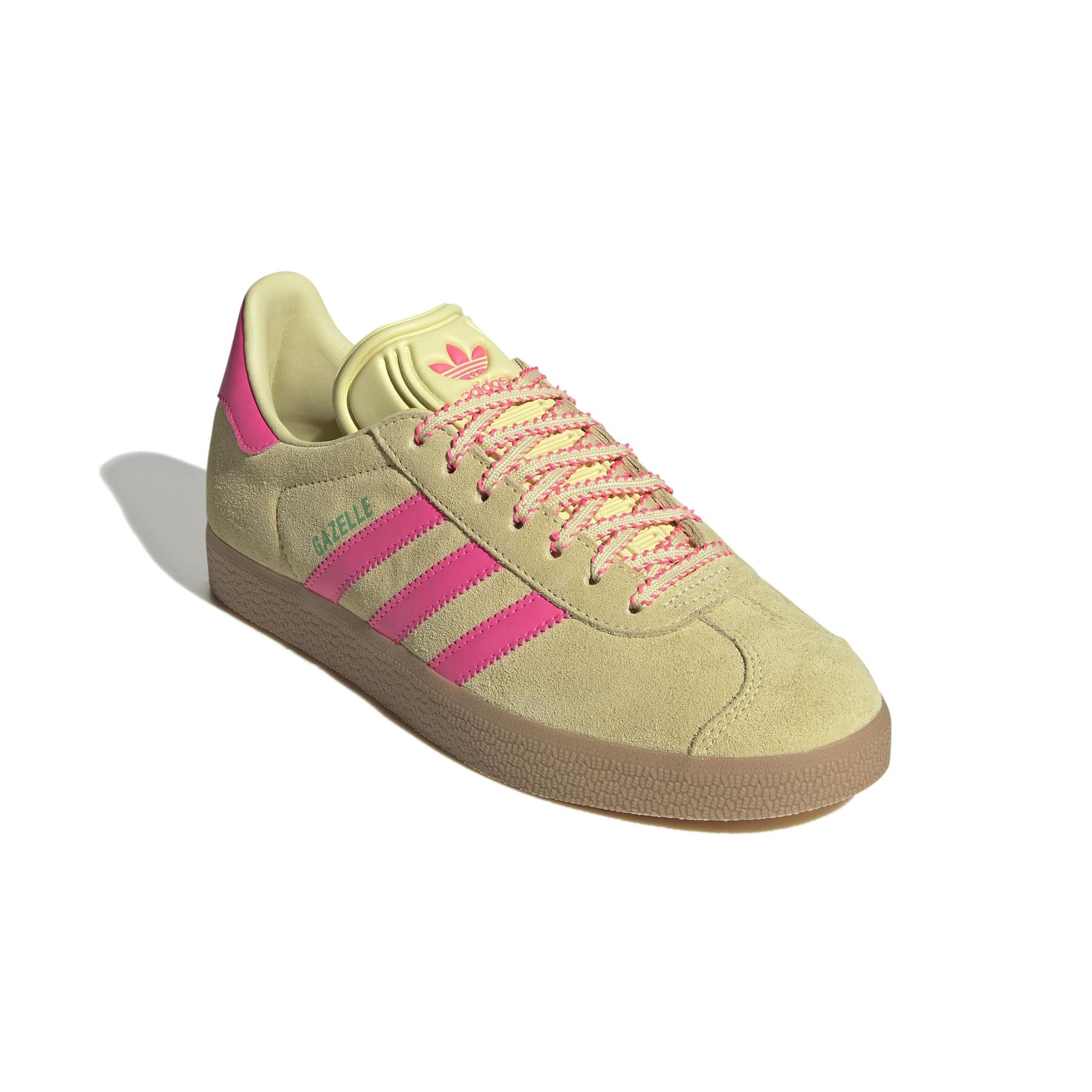 product/2/0/2025_10_adidas_jh7211_6_footwear_photography_front_lateral_top_view_white.jpg