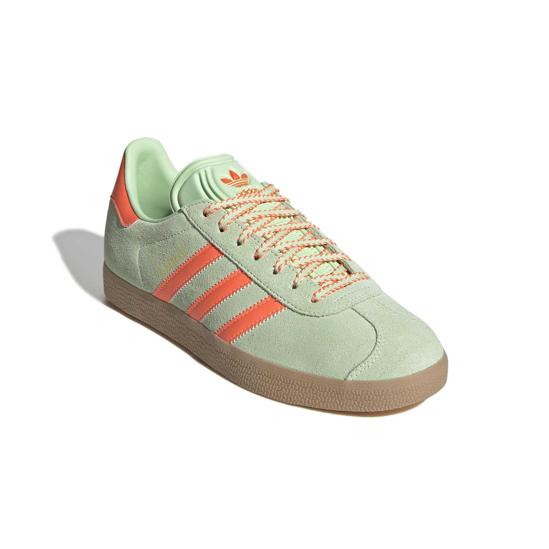 product/2/0/2025_10_adidas_jh7212_6_footwear_photography_front_lateral_top_view_white.jpg