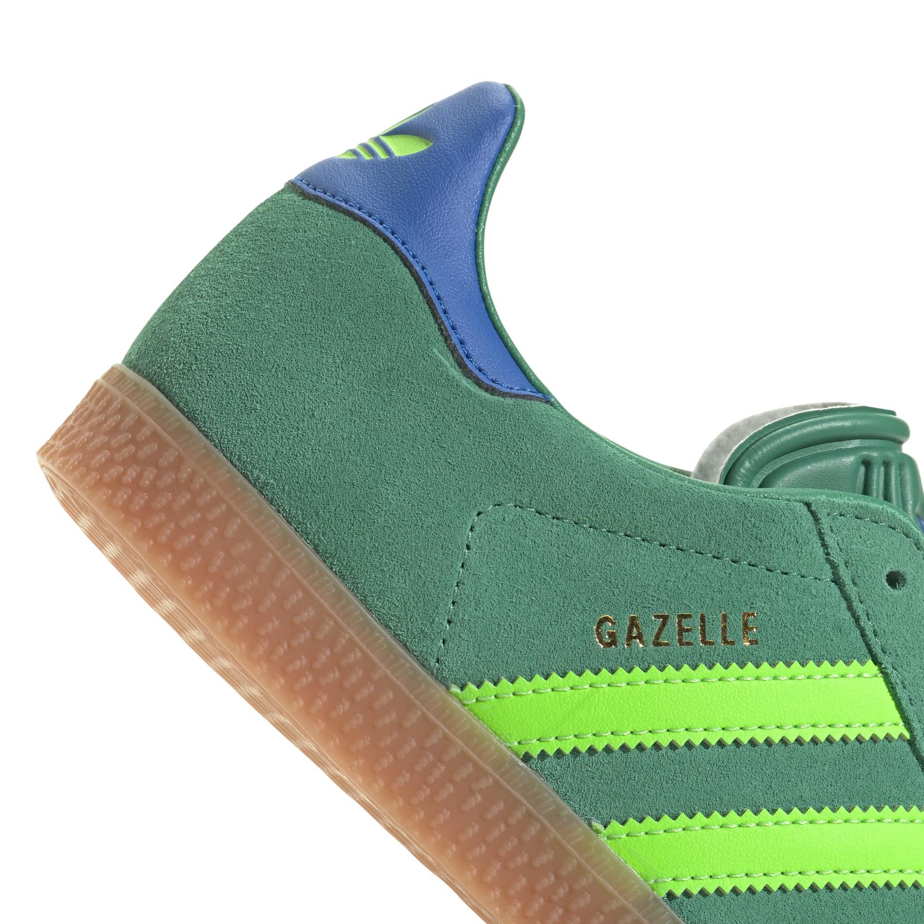 product/2/0/2025_10_adidas_jp7127_8_footwear_photography_detail_view_1_white.jpg
