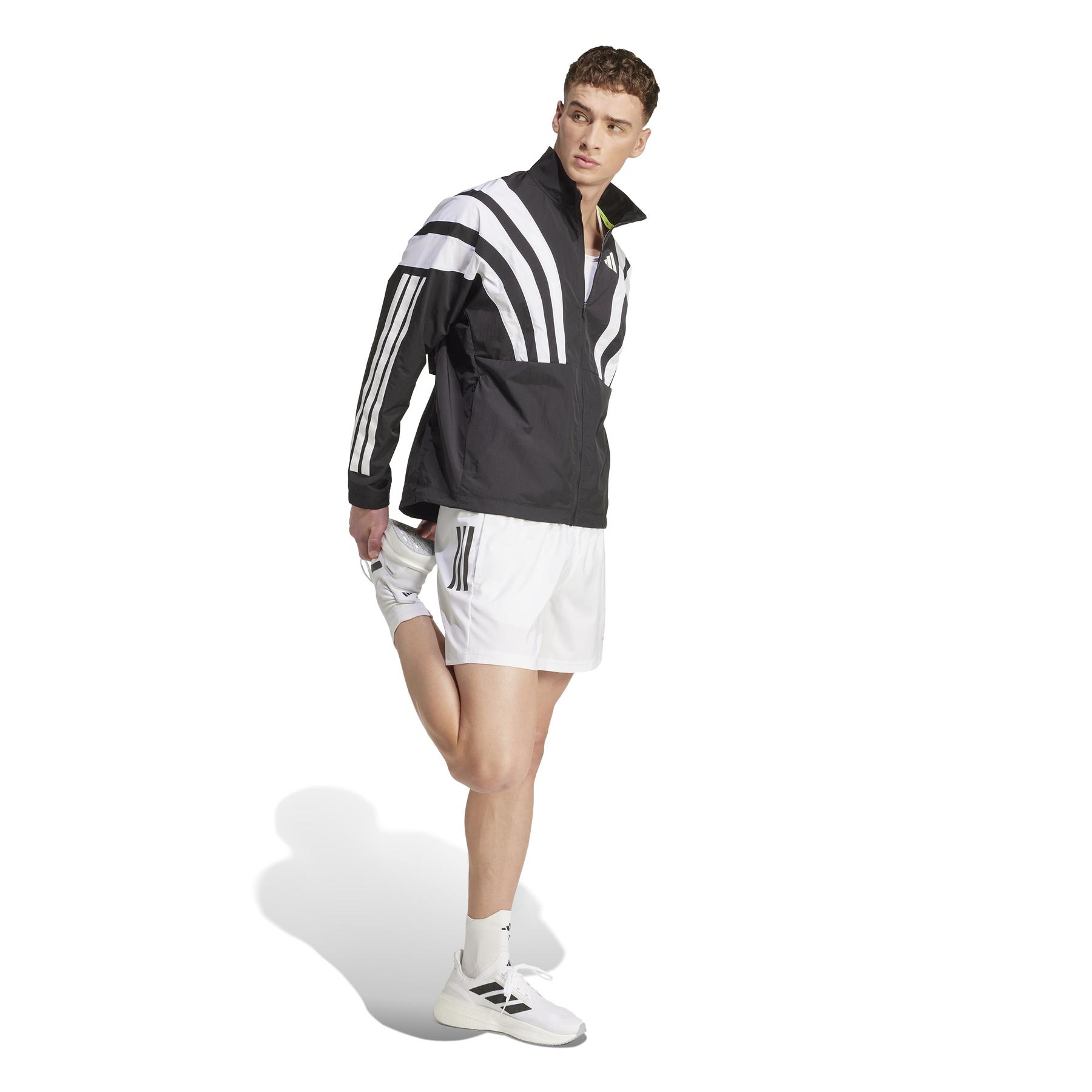 product/2/0/2025_adidas_hz3692_4_apparel_on_model_walking_view_white.jpg