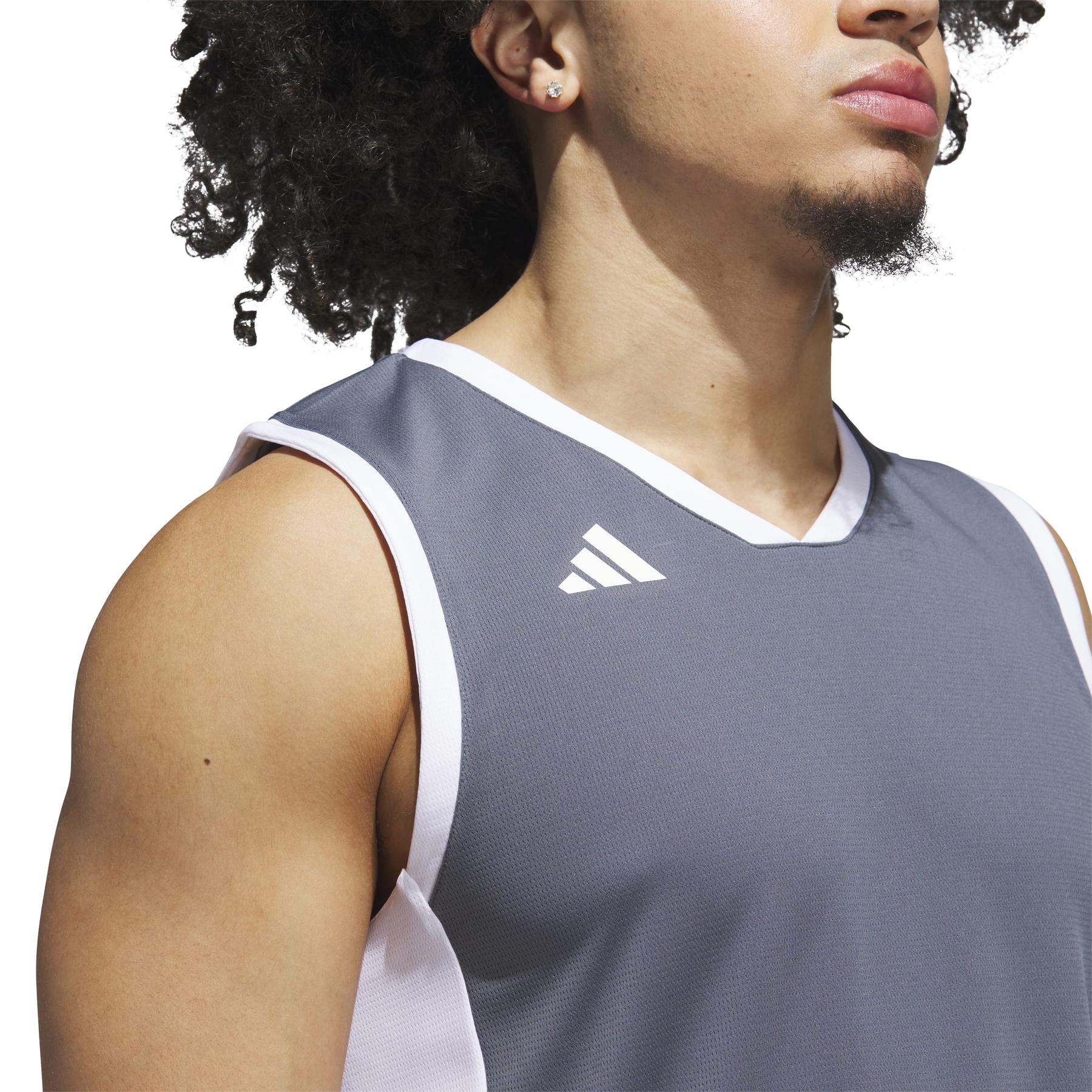 product/2/0/2025_adidas_jm2655_6_apparel_on_model_detail_view_1_white.jpg