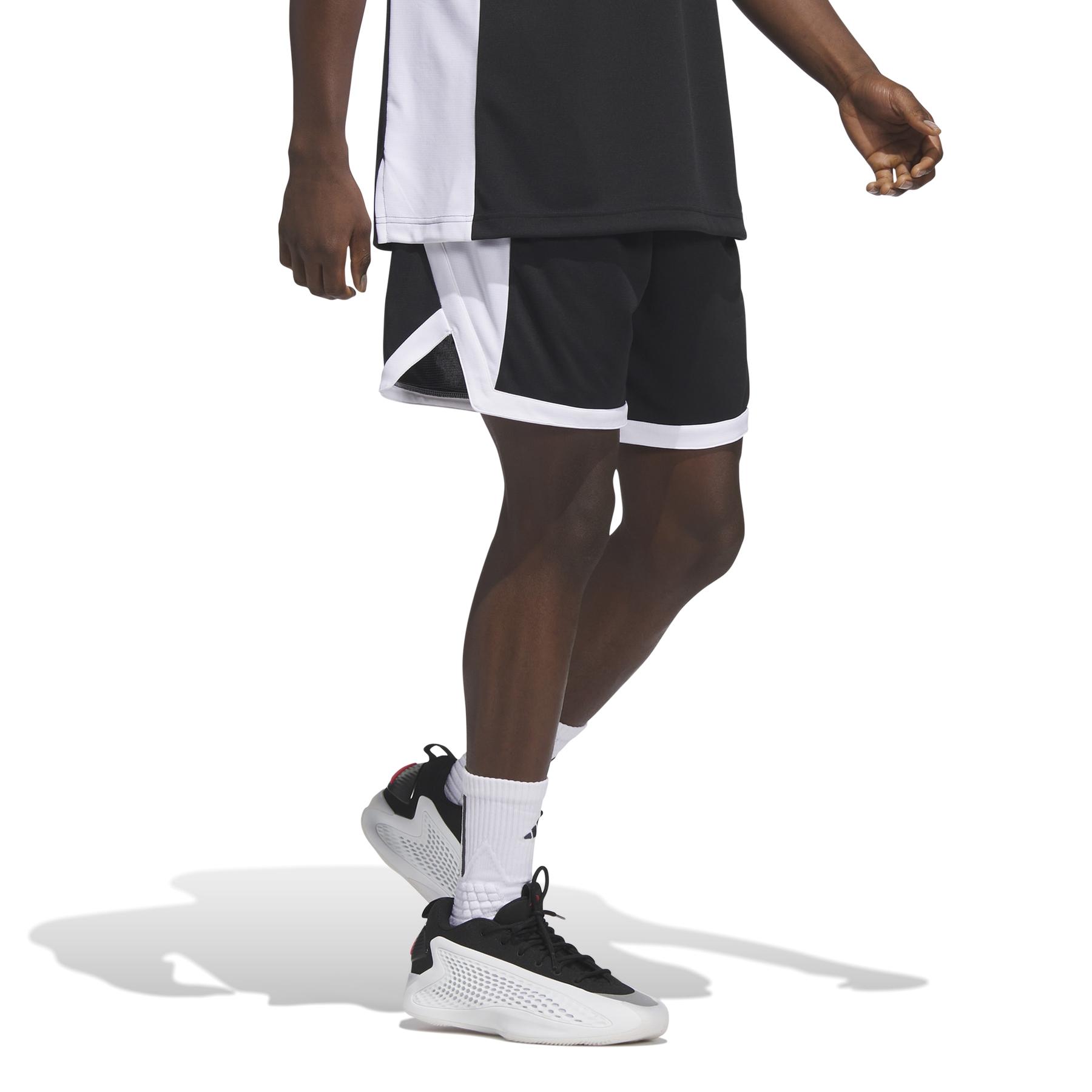 product/2/0/2025_adidas_jm2668_5_apparel_on_model_walking_view_white.jpg