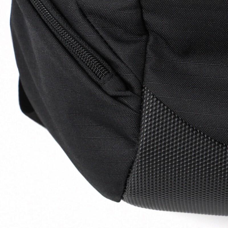 product/a/d/adidas_adiacc090cs_black_white_3.jpg