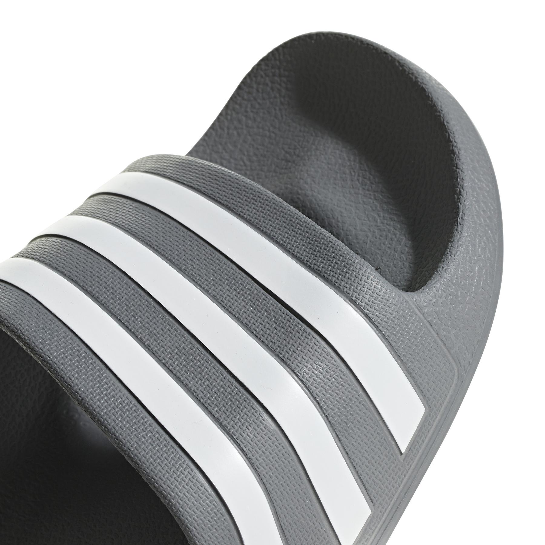 product/a/d/adidas_f35538_8_footwear_photography_detail_view_1_white-nw112824.jpg