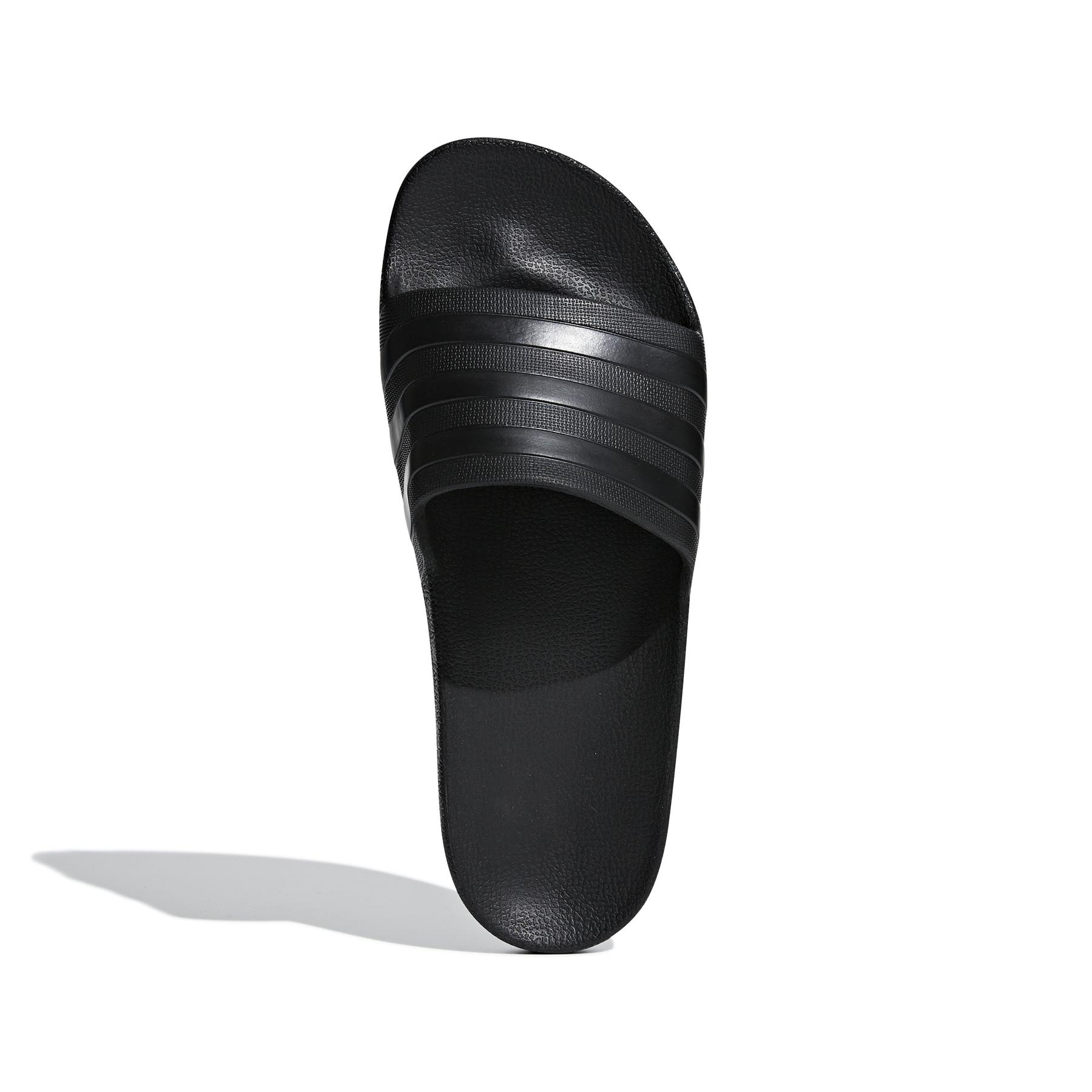 product/a/d/adidas_f35550_3_footwear_photography_top_portrait_view_white-nw112824.jpg
