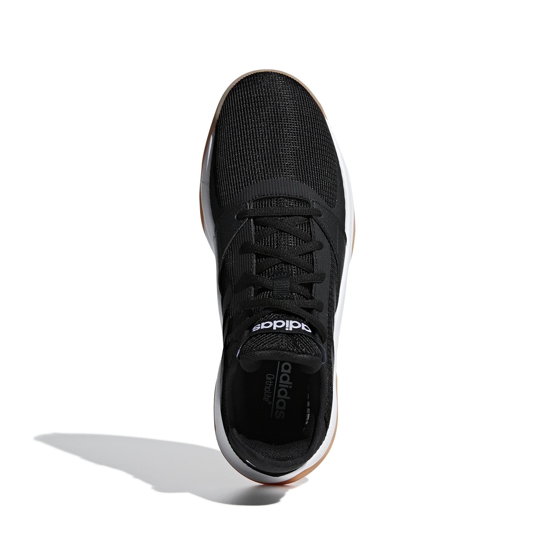 product/a/d/adidas_f36737_3_footwear_photography_top_portrait_view_white_000.jpg