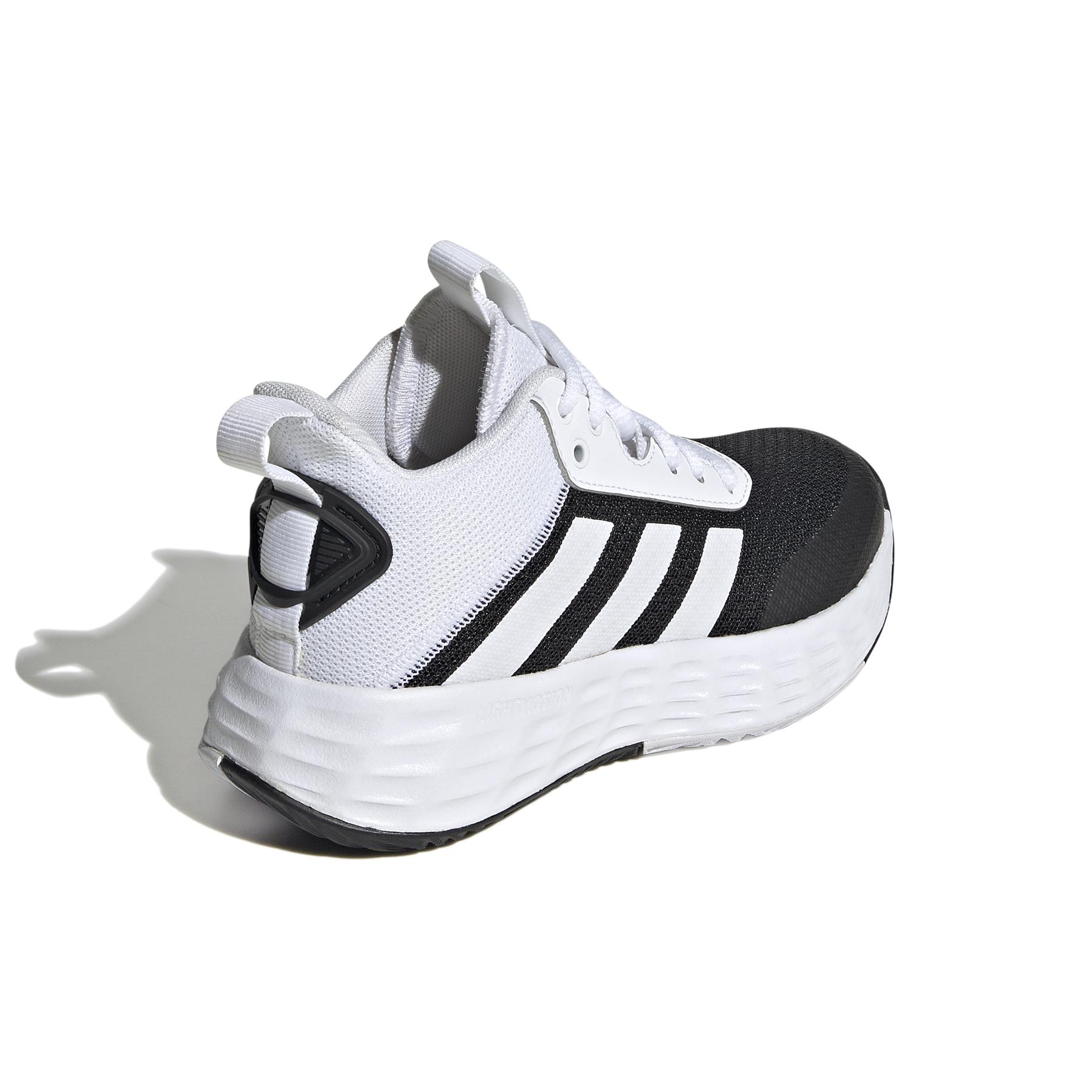 product/a/d/adidas_gw1552_7_footwear_photography_back_lateral_top_view_white_000.jpg