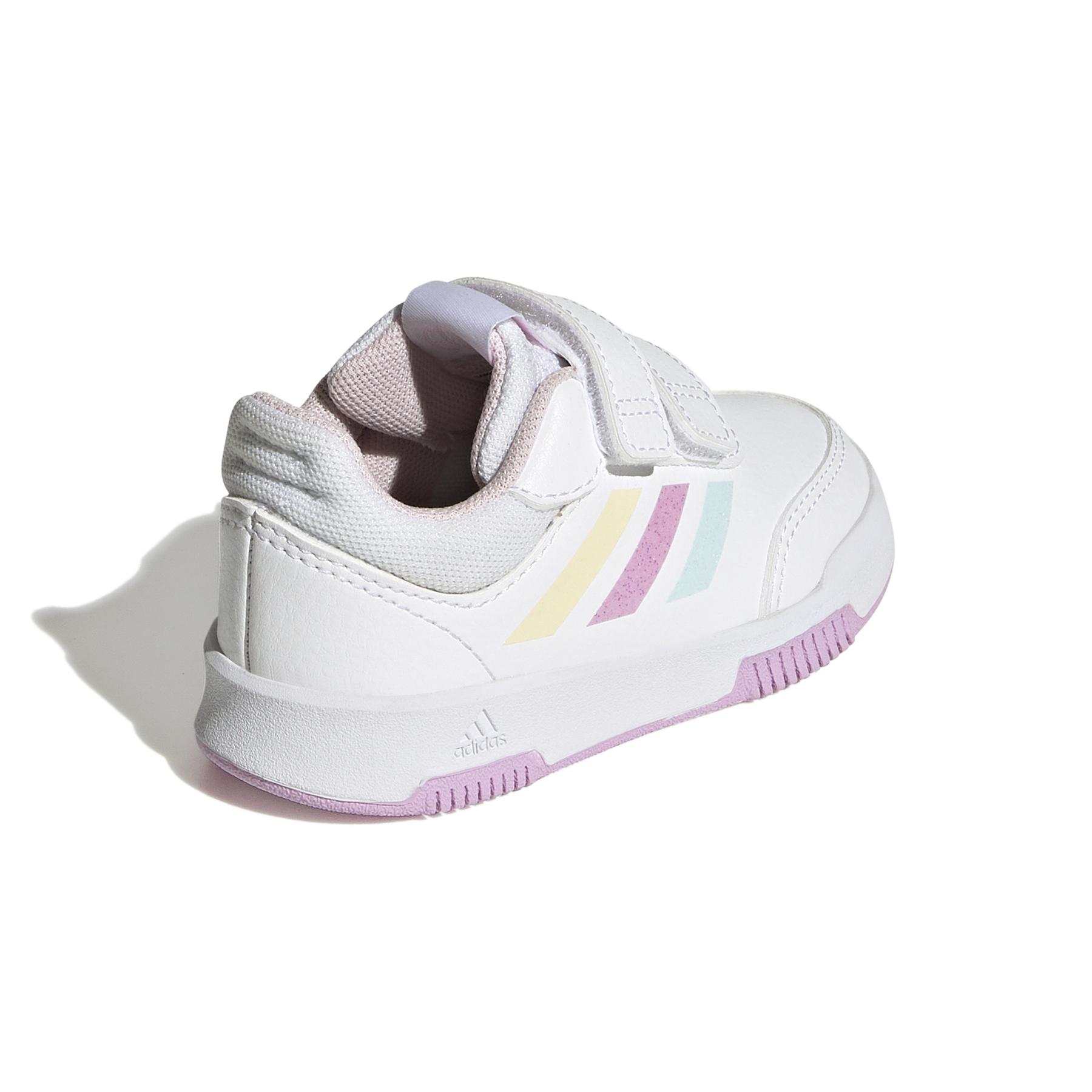 product/a/d/adidas_gw6467_7_footwear_photography_back_lateral_top_view_white_000.jpg