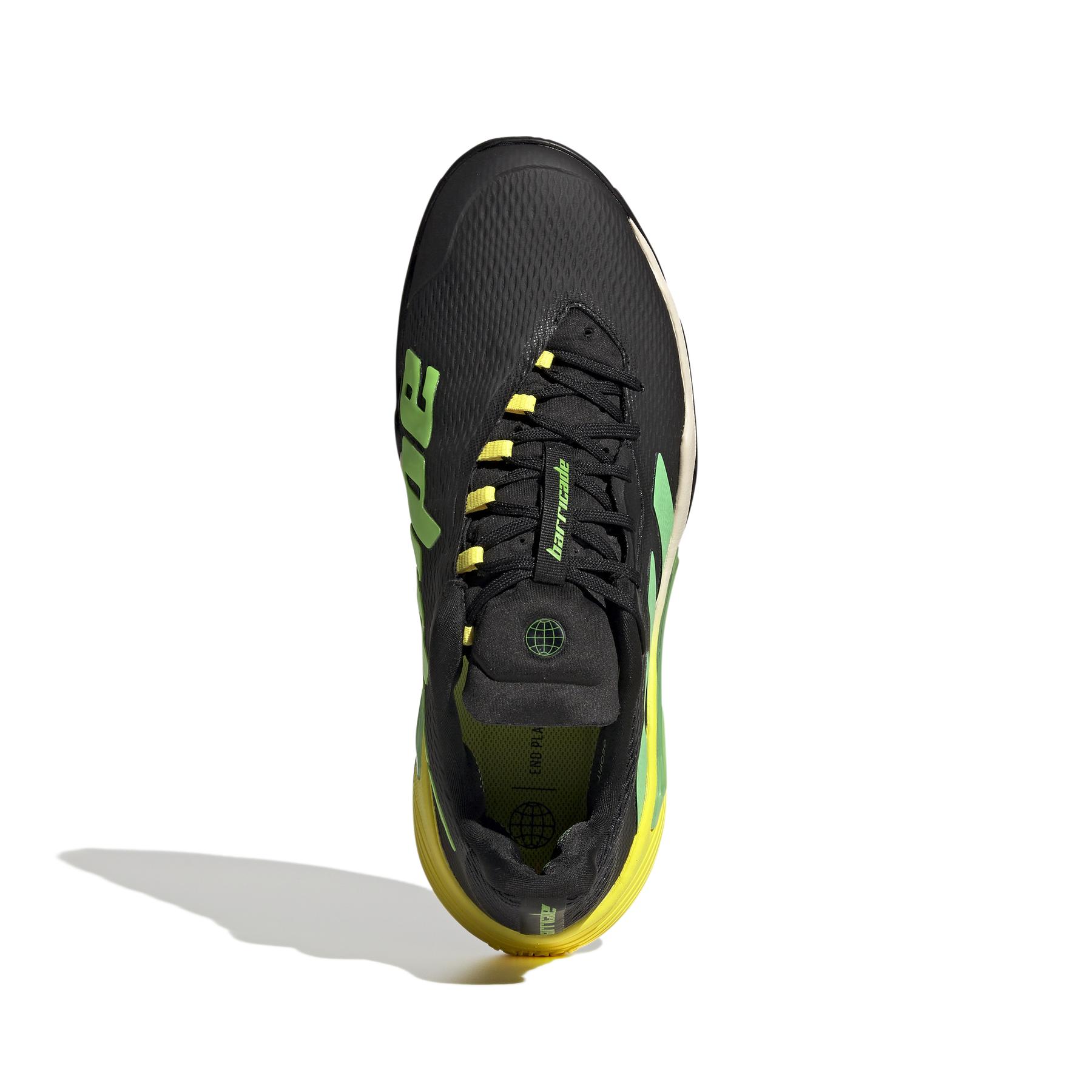 product/a/d/adidas_gy1435_3_footwear_photography_top_portrait_view_white_000.jpg