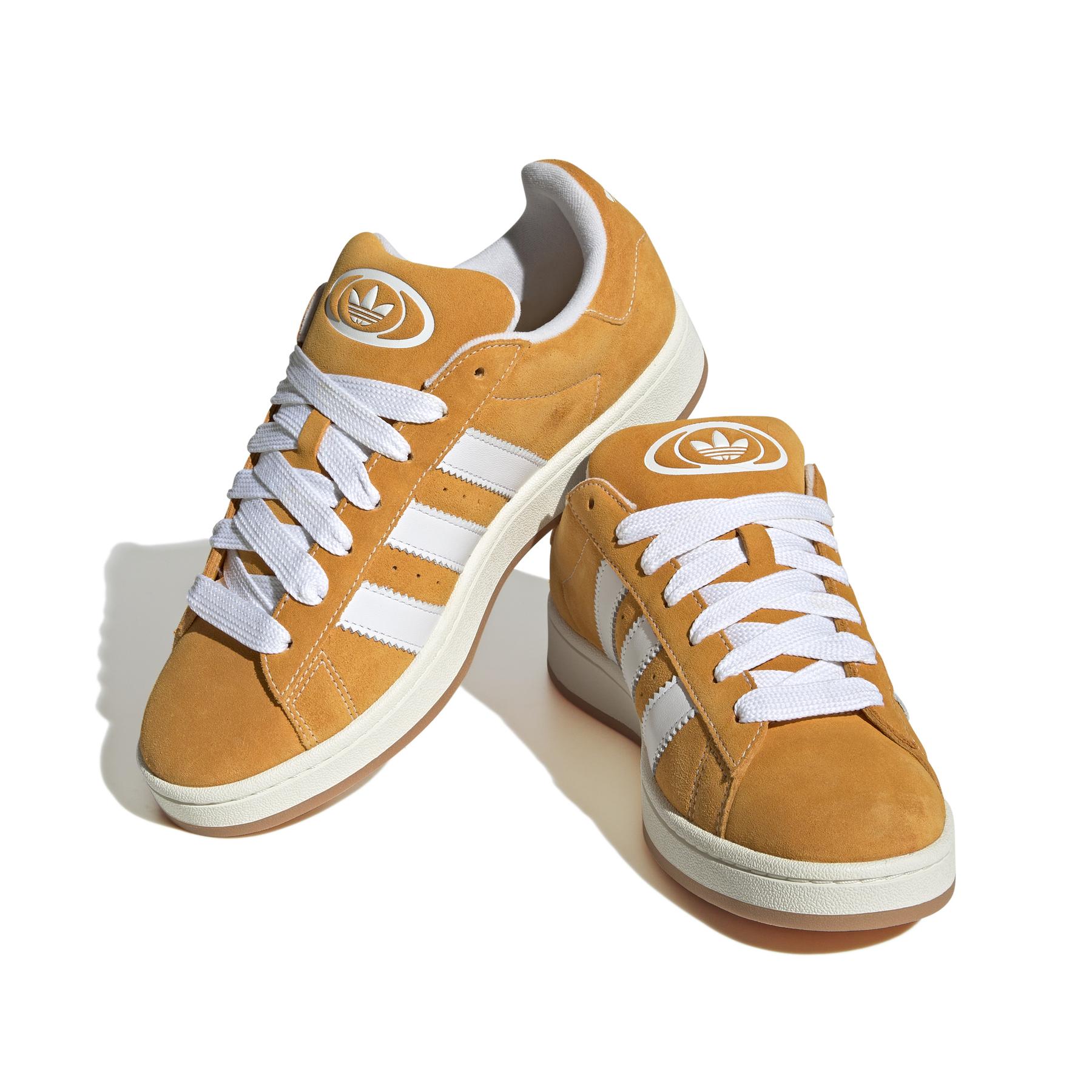 product/a/d/adidas_h03473_6_footwear_photography_front_lateral_top_view_white.jpg