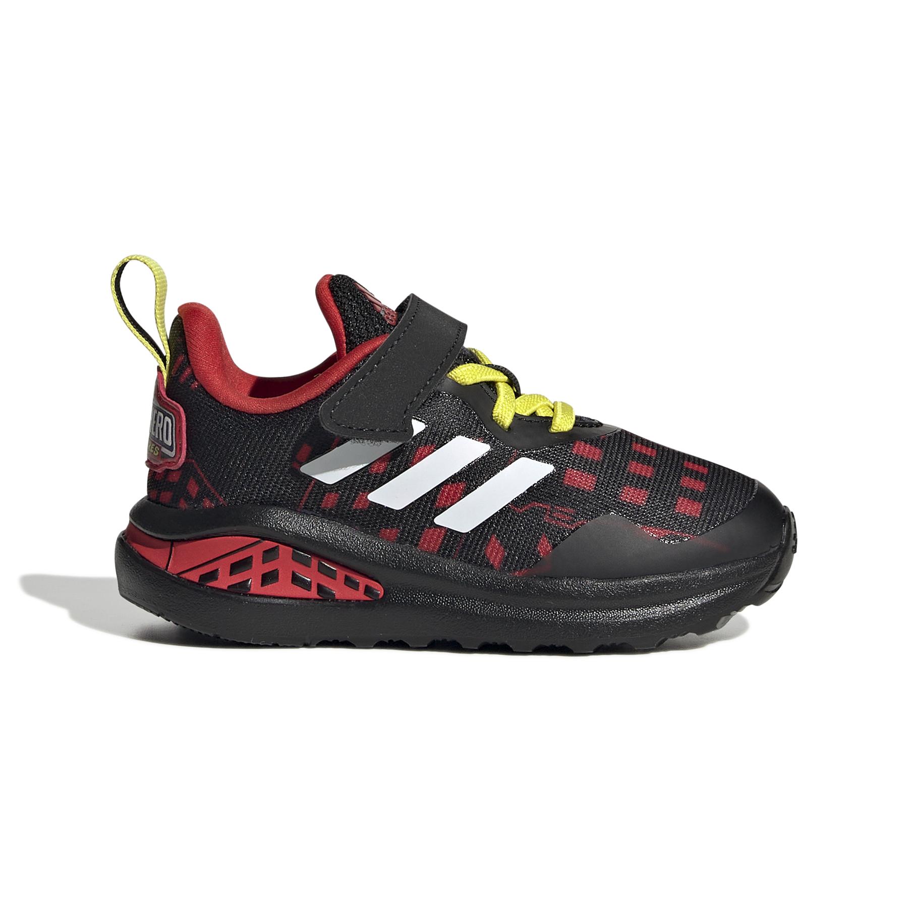 product/a/d/adidas_h68114_1_footwear_photography_side_lateral_center_view_white_000.jpg