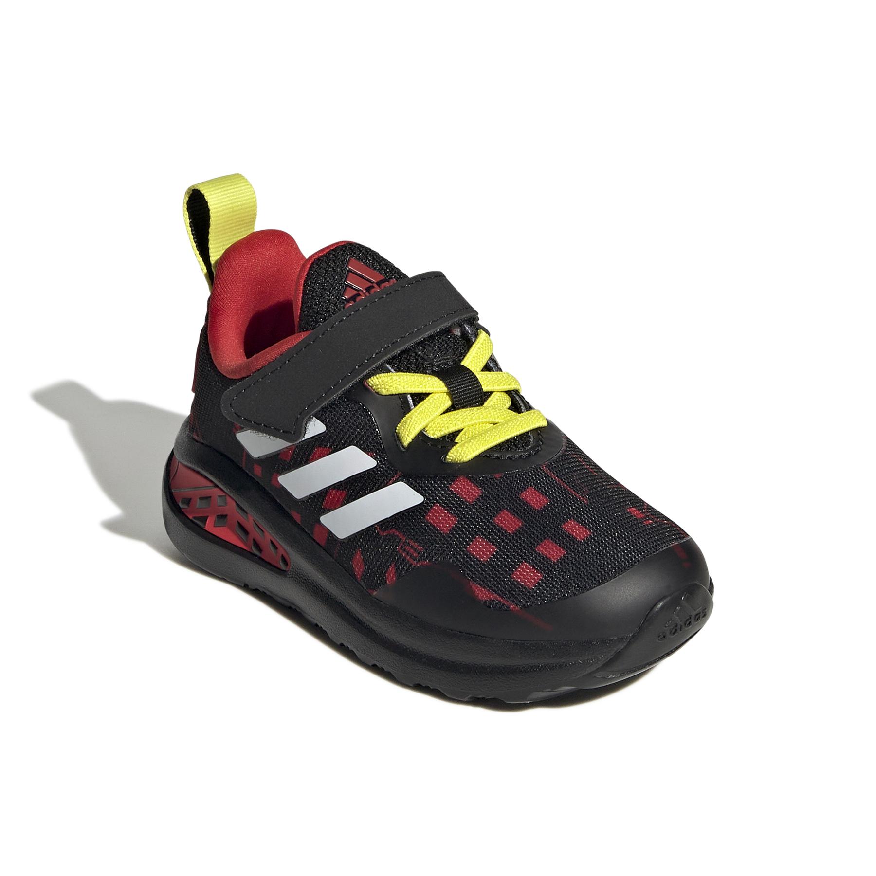 product/a/d/adidas_h68114_6_footwear_photography_front_lateral_top_view_white_000.jpg
