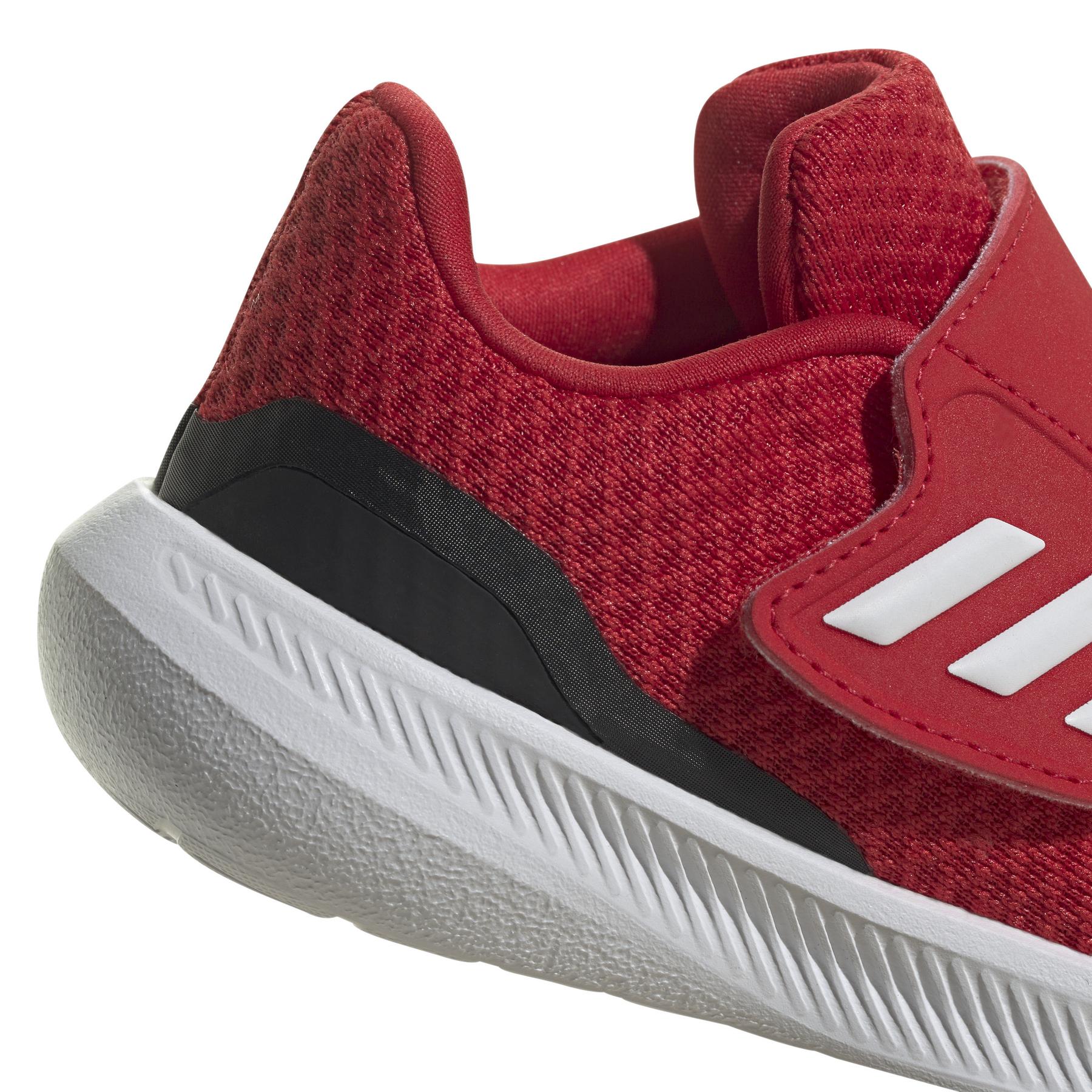 product/a/d/adidas_hp5865_8_footwear_photography_detail_view_1_white_000.jpg