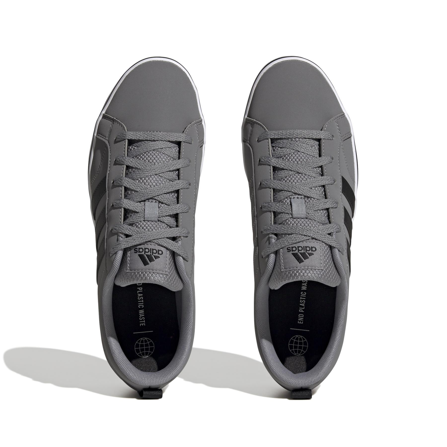 product/a/d/adidas_hp6007_3_footwear_photography_top_portrait_view_white-nw052424.jpg