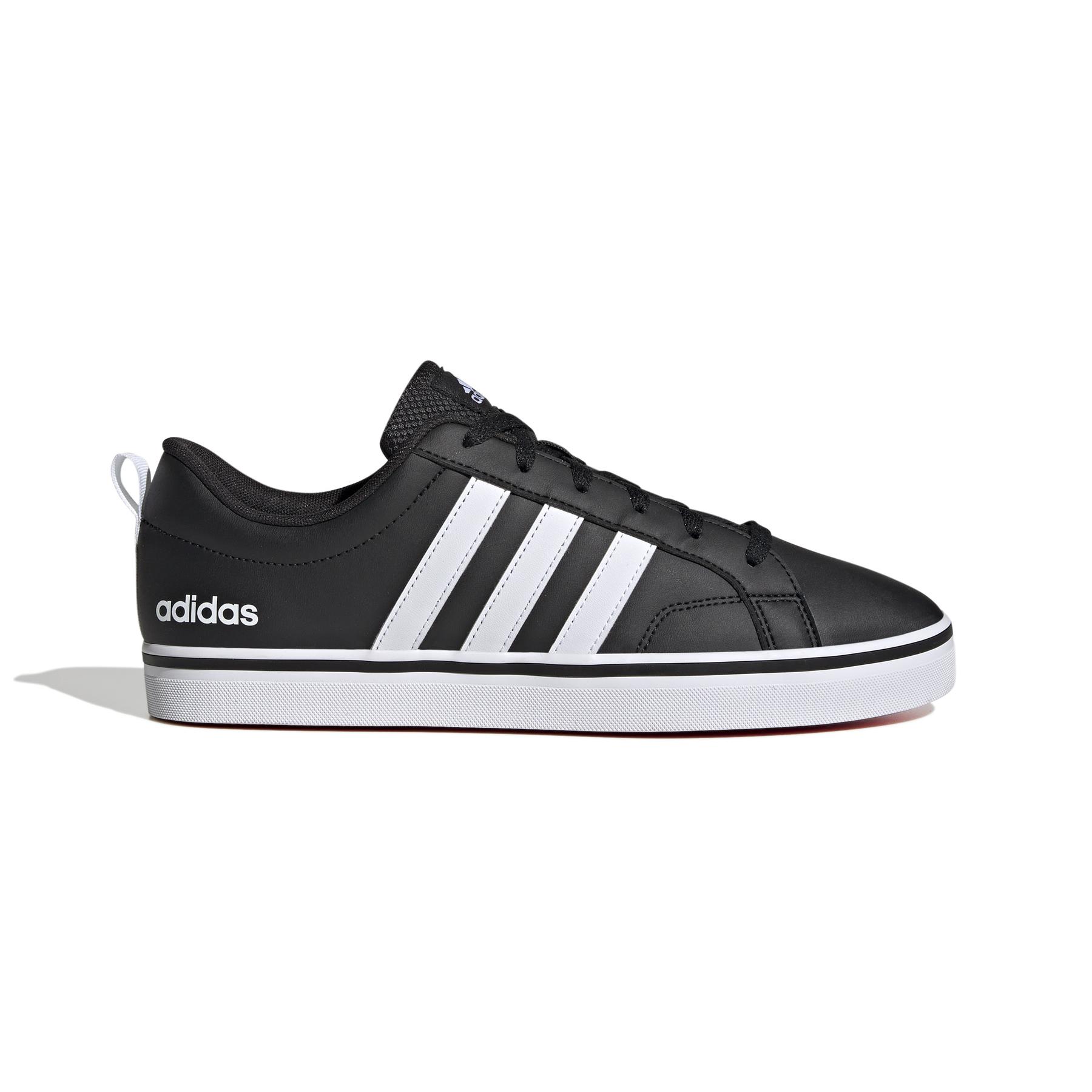 product/a/d/adidas_hp6009_1_footwear_photography_side_lateral_center_view_white-nw052424.jpg