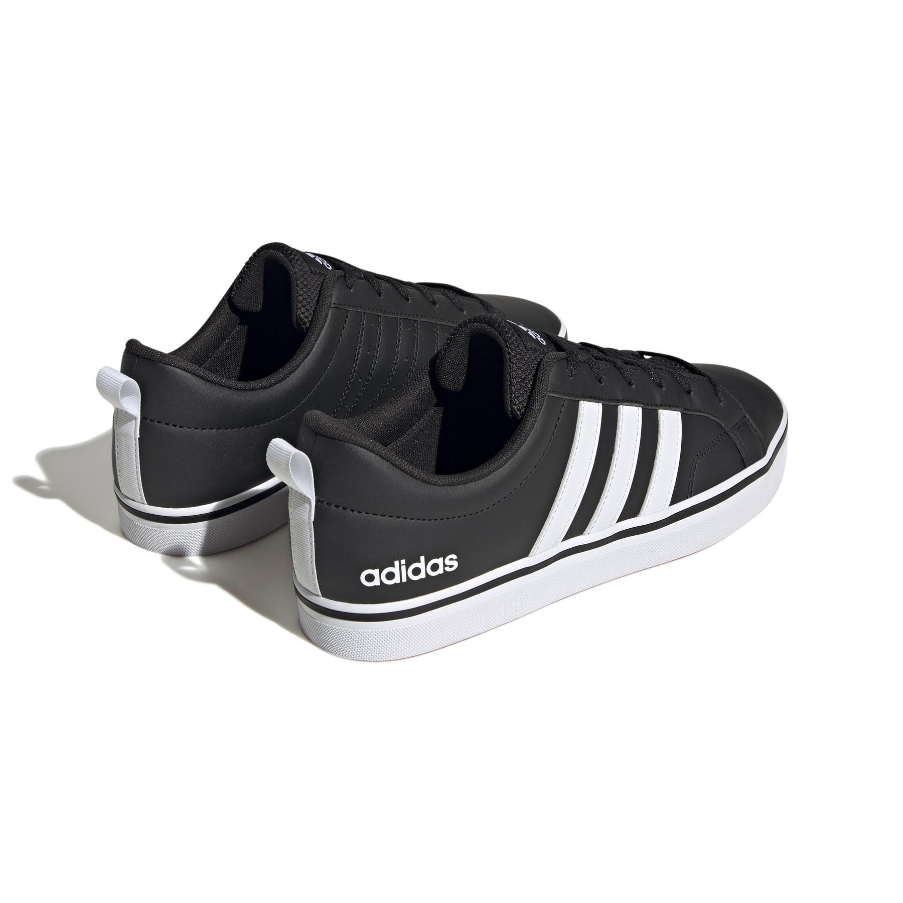 product/a/d/adidas_hp6009_7_footwear_photography_back_lateral_top_view_white-nw052424.jpg
