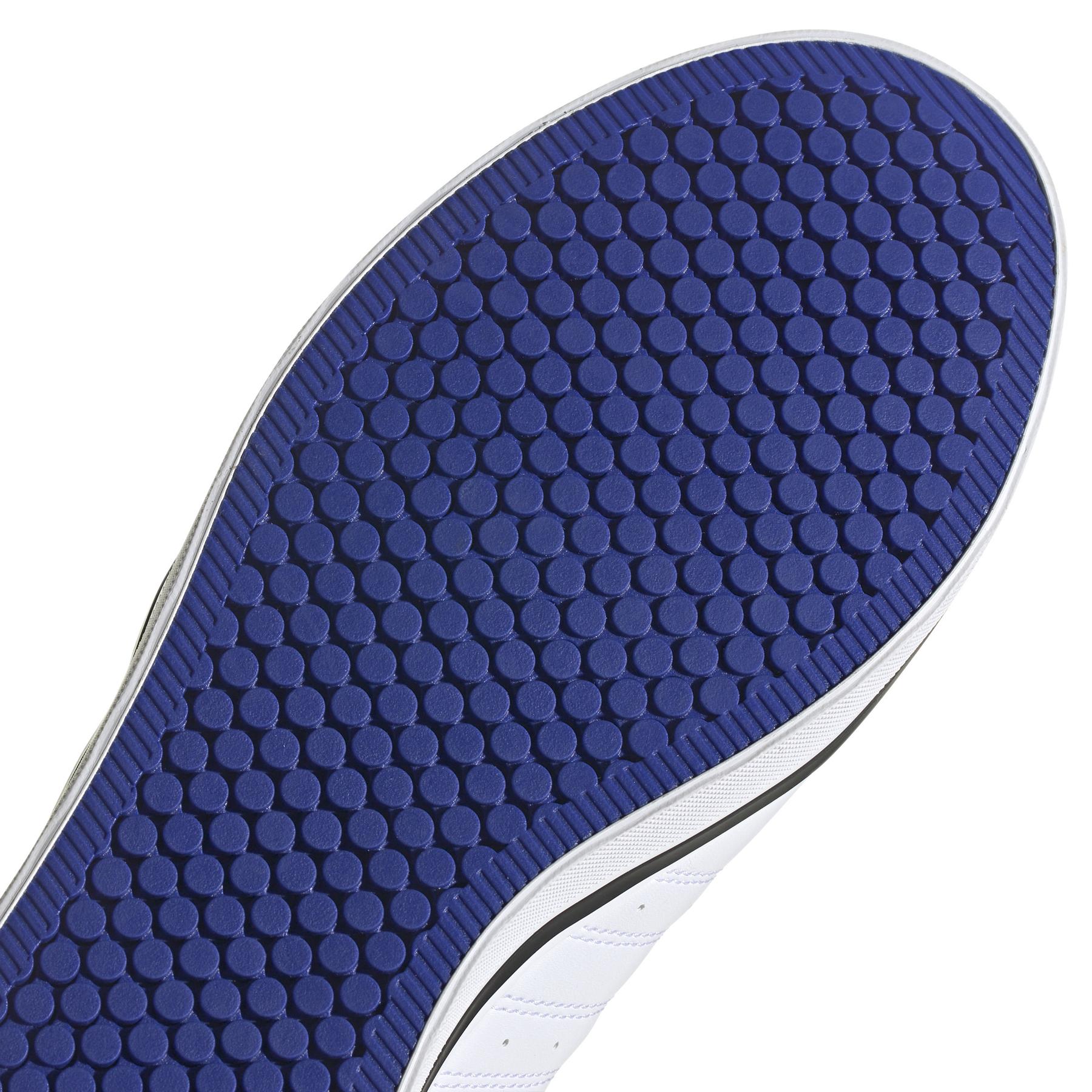 product/a/d/adidas_hp6010_9_footwear_photography_detail_view_2_white-nw052424.jpg