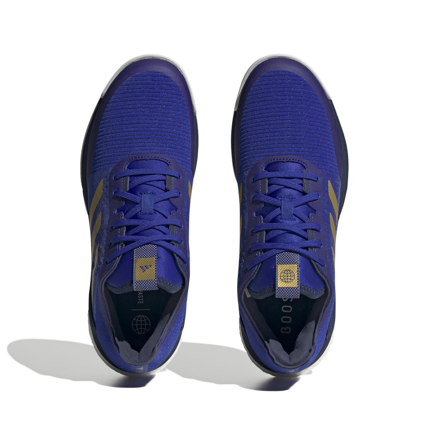 product/a/d/adidas_hq3488_3_footwear_photography_top_portrait_view_white.jpg