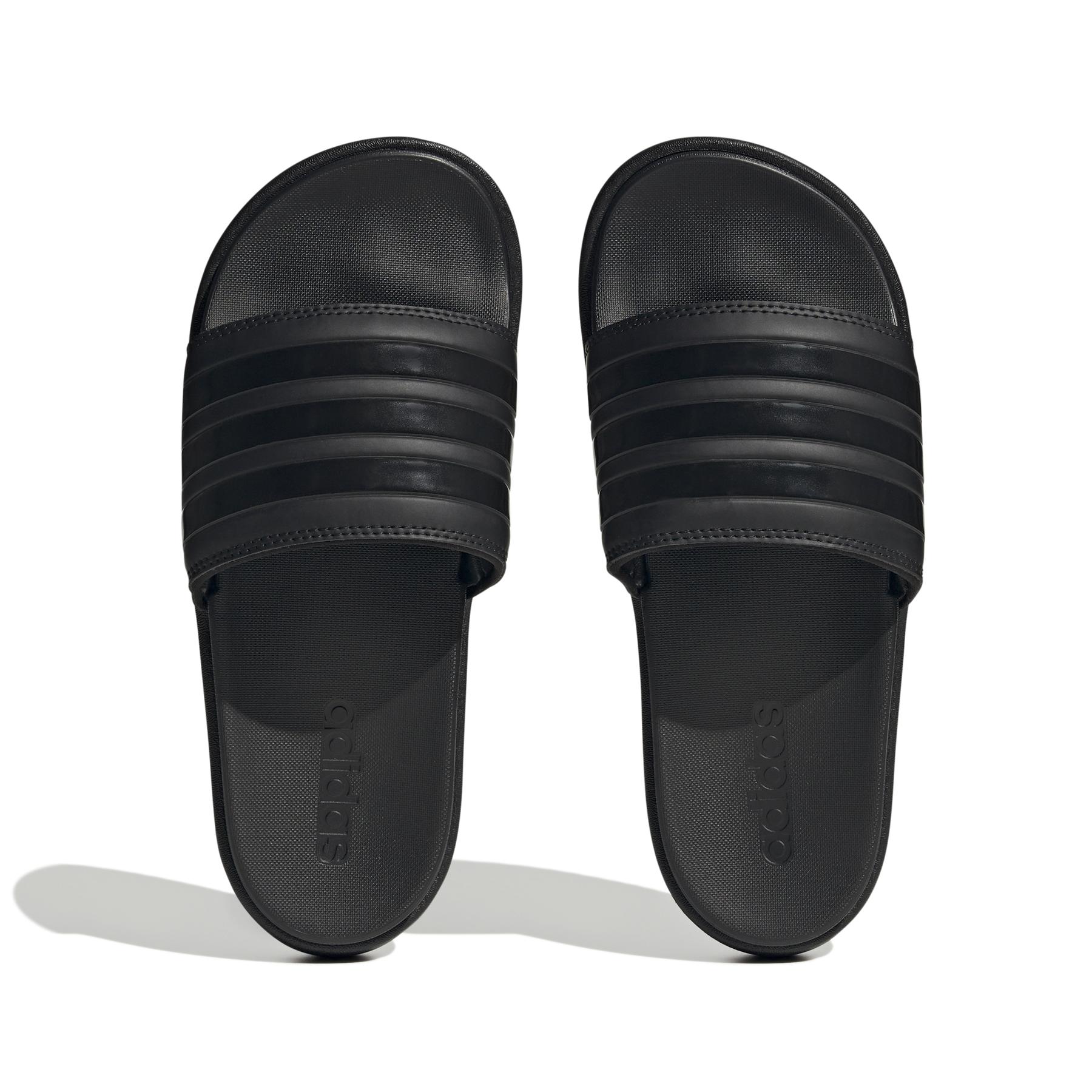 product/a/d/adidas_hq6179_3_footwear_photography_top_portrait_view_white_000.jpg