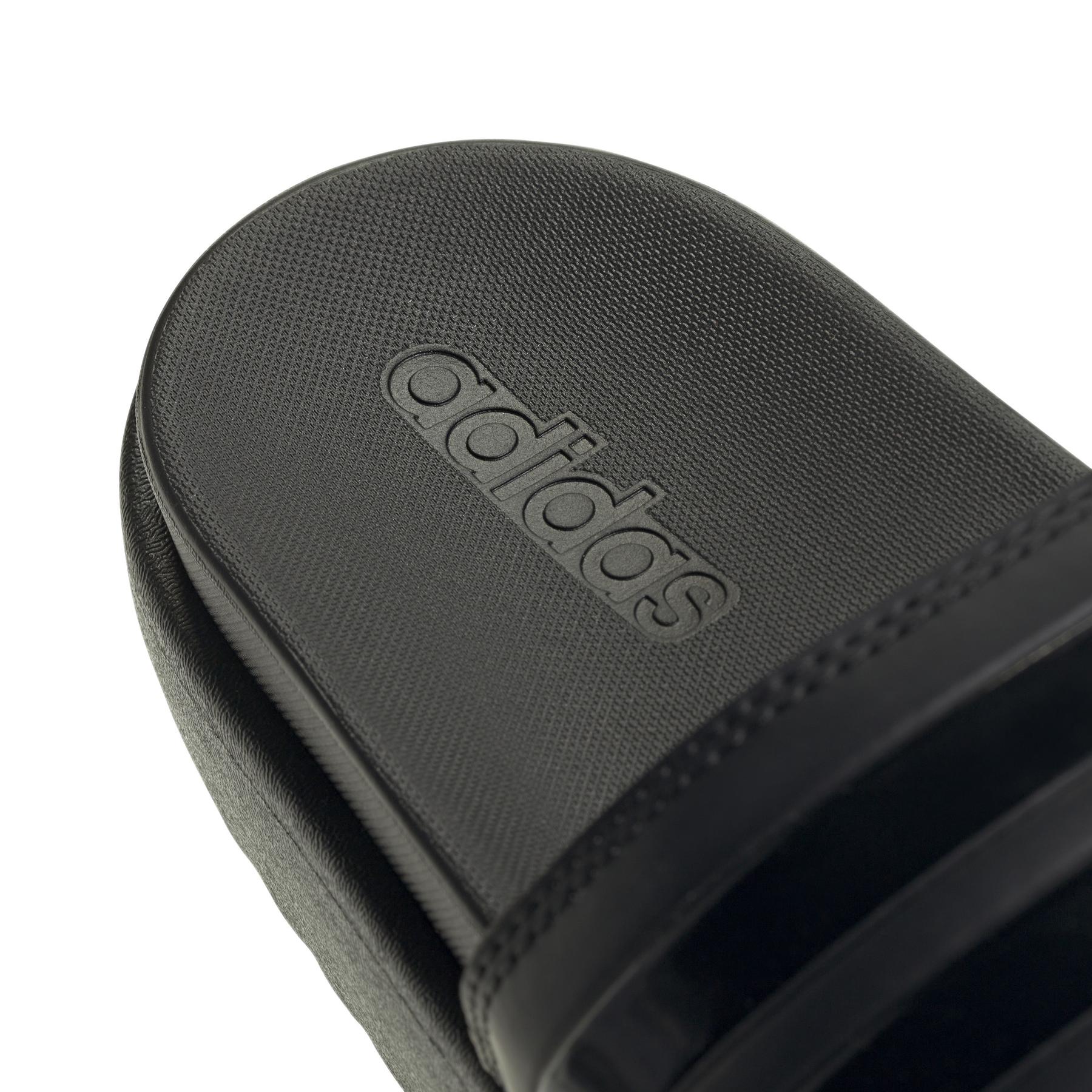 product/a/d/adidas_hq6179_9_footwear_photography_detail_view_2_white_000.jpg